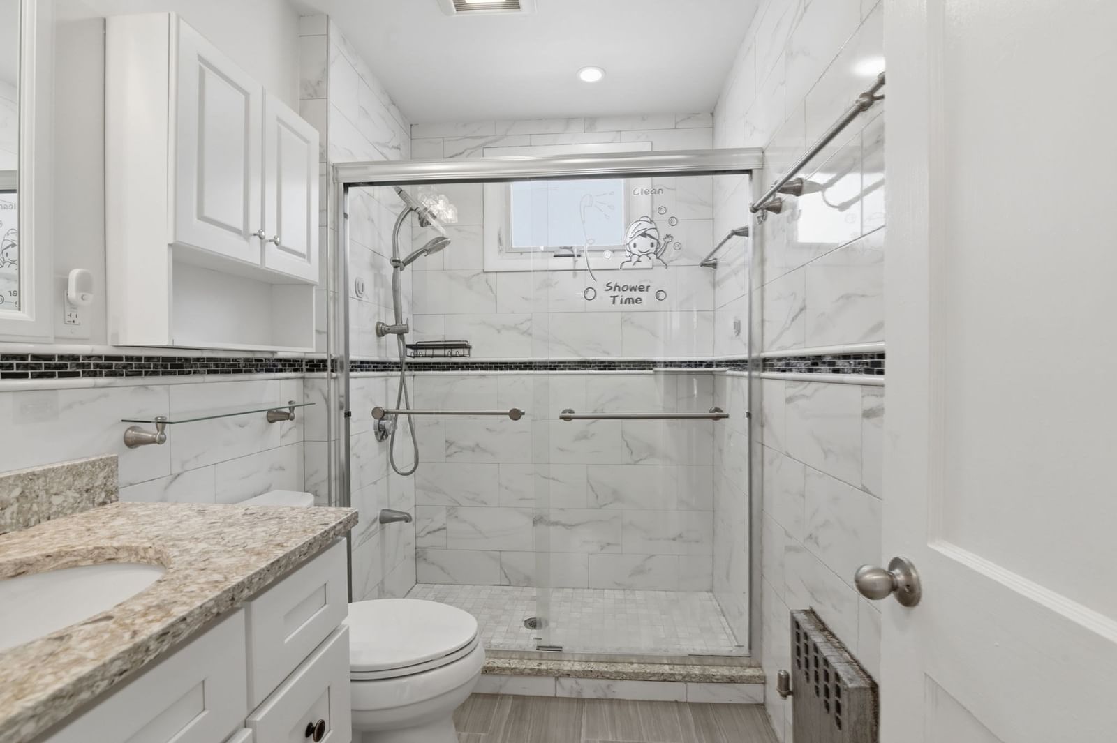 334 Sea St Quincy — Photo 16 of 30