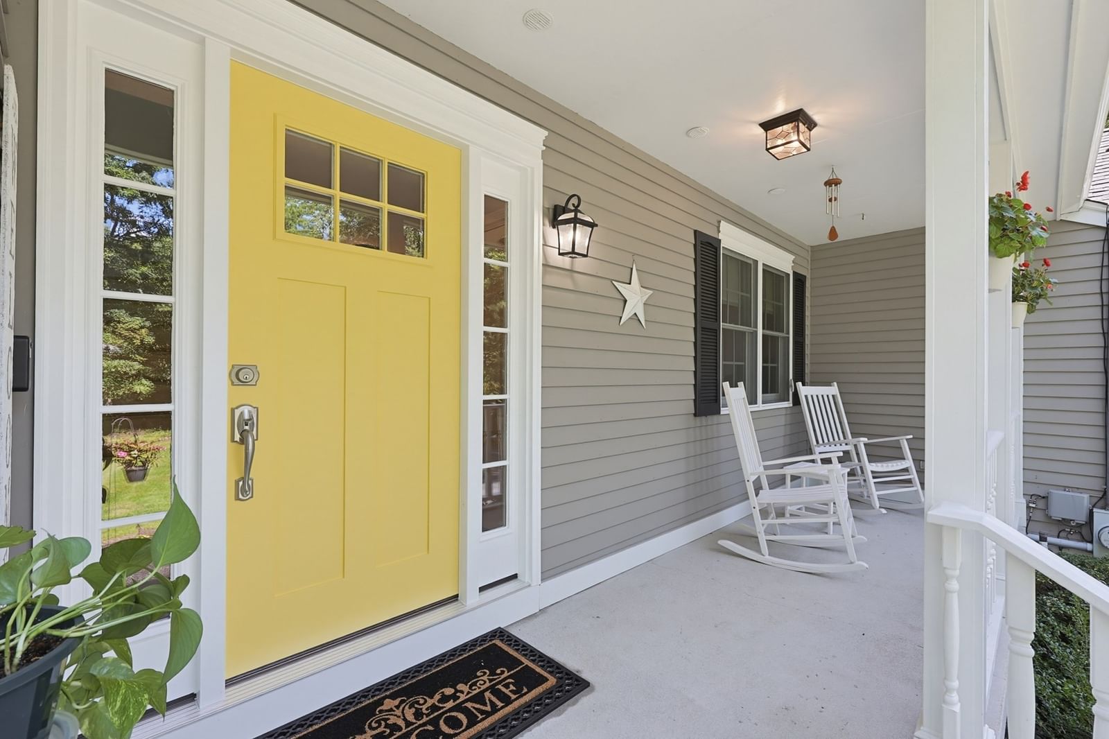 125 Walker St Seekonk — Photo 2 of 42
