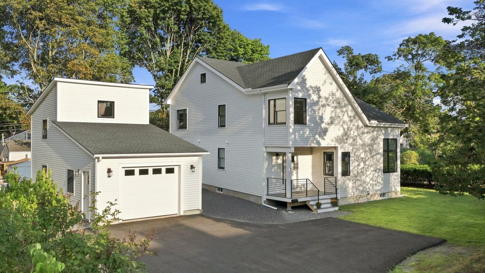 1 Dartmouth Road Marblehead — Photo 2 of 39