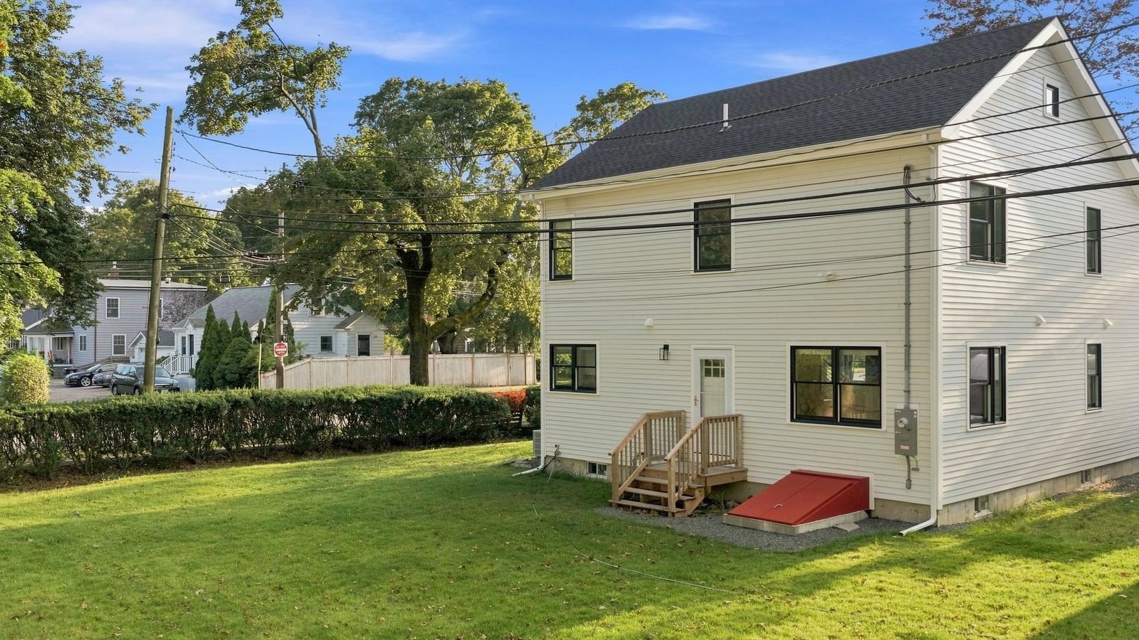 1 Dartmouth Road Marblehead — Photo 9 of 39