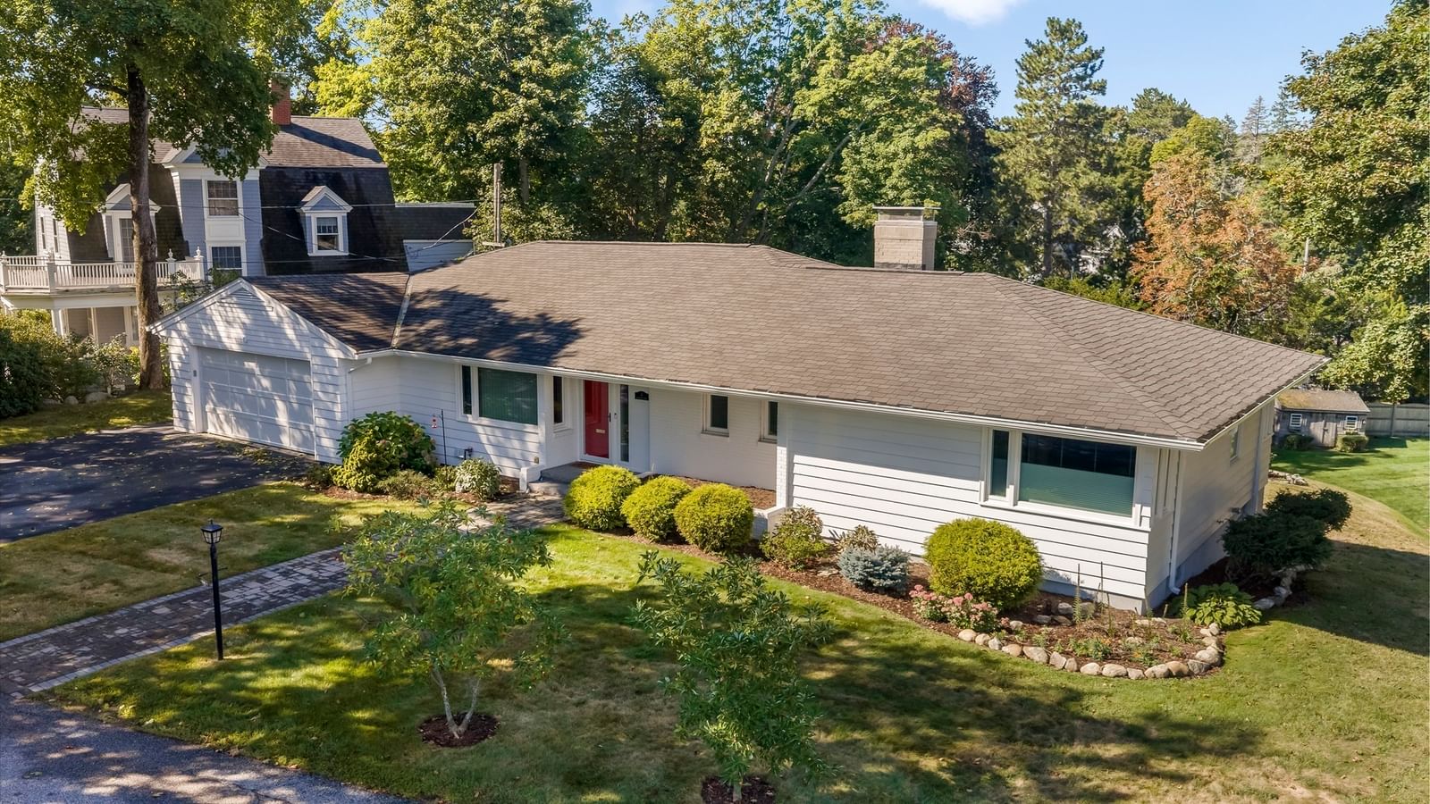 4 Arlington Ter Haverhill — Photo 2 of 42