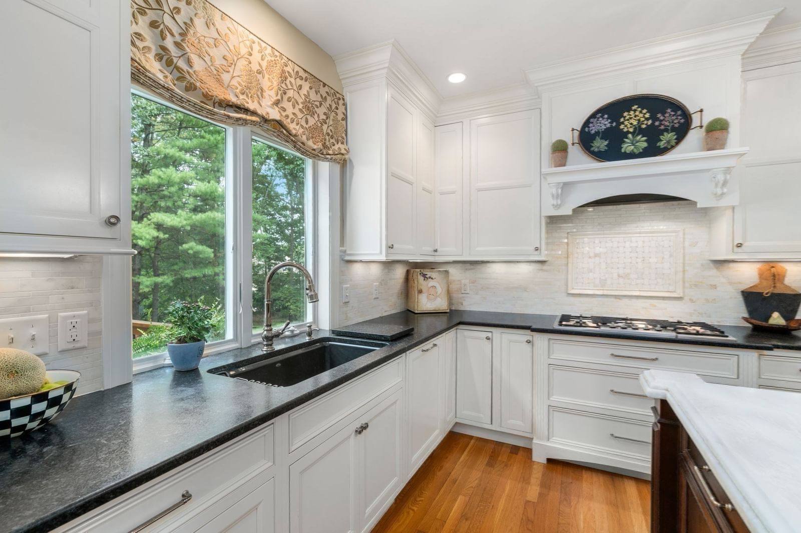 11 Brewer Drive Westborough — Photo 10 of 36