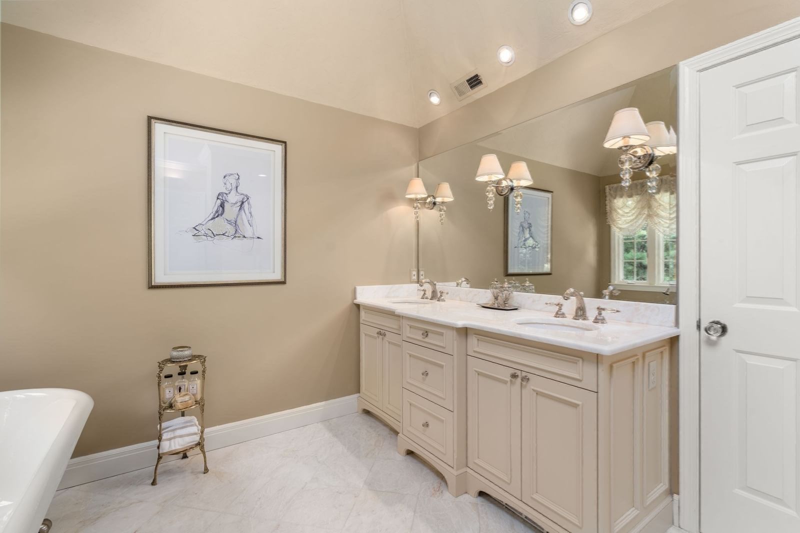 11 Brewer Drive Westborough — Photo 19 of 36