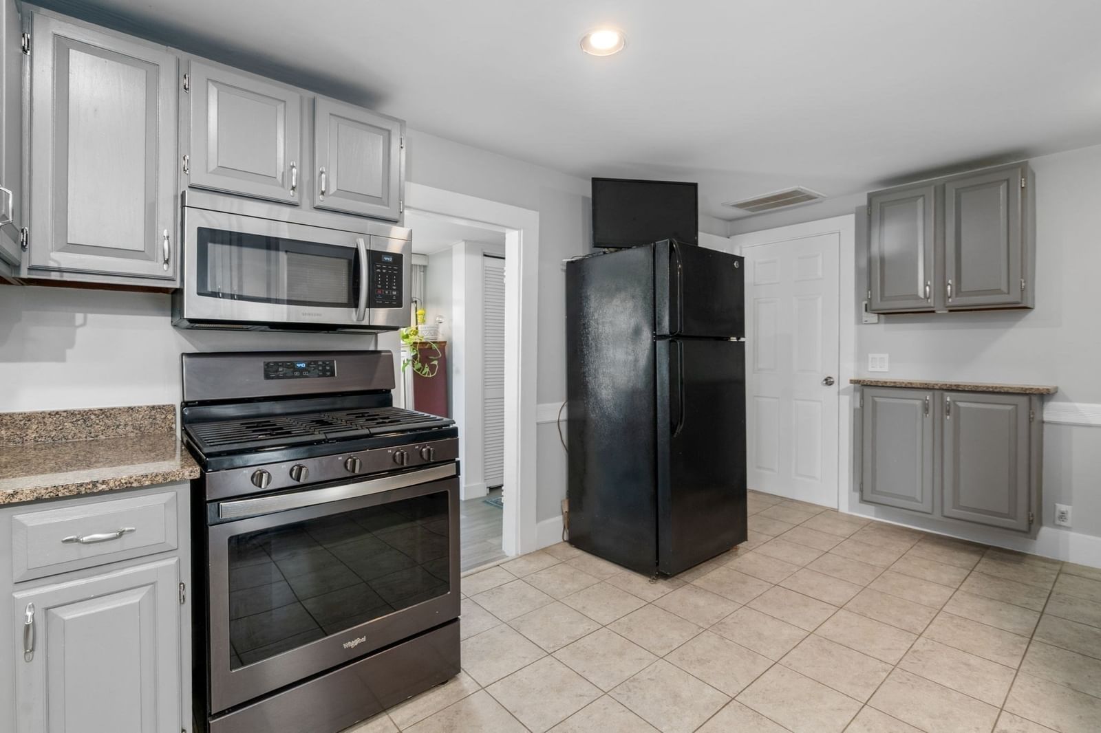 43 Pleasant St Hudson — Photo 12 of 18