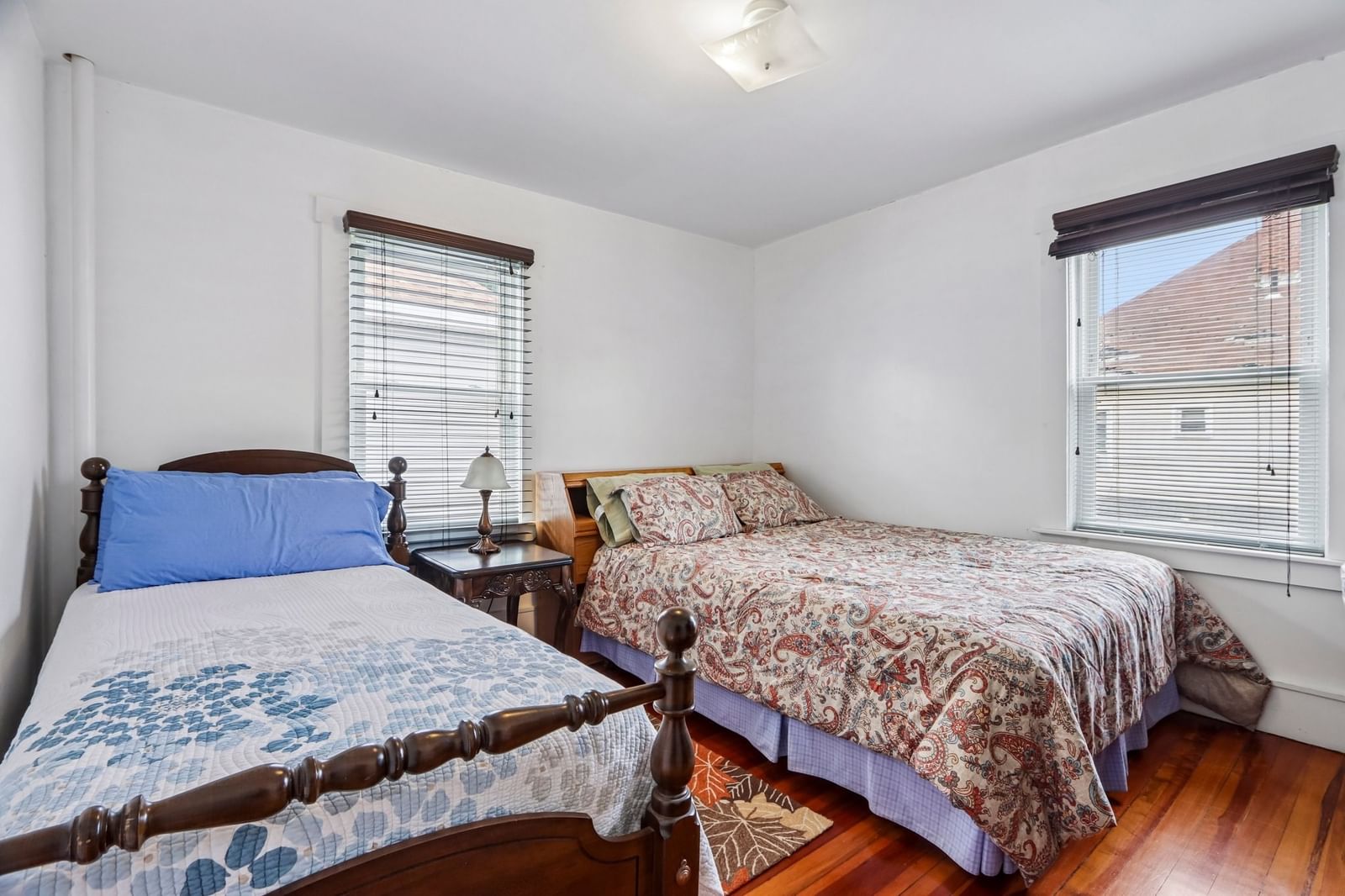 15 Grant #15 Beverly — Photo 14 of 31