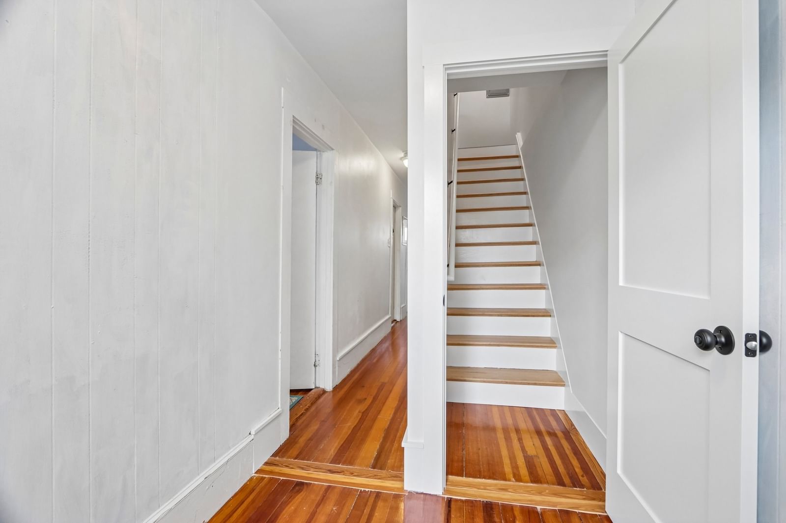 15 Grant #15 Beverly — Photo 17 of 31