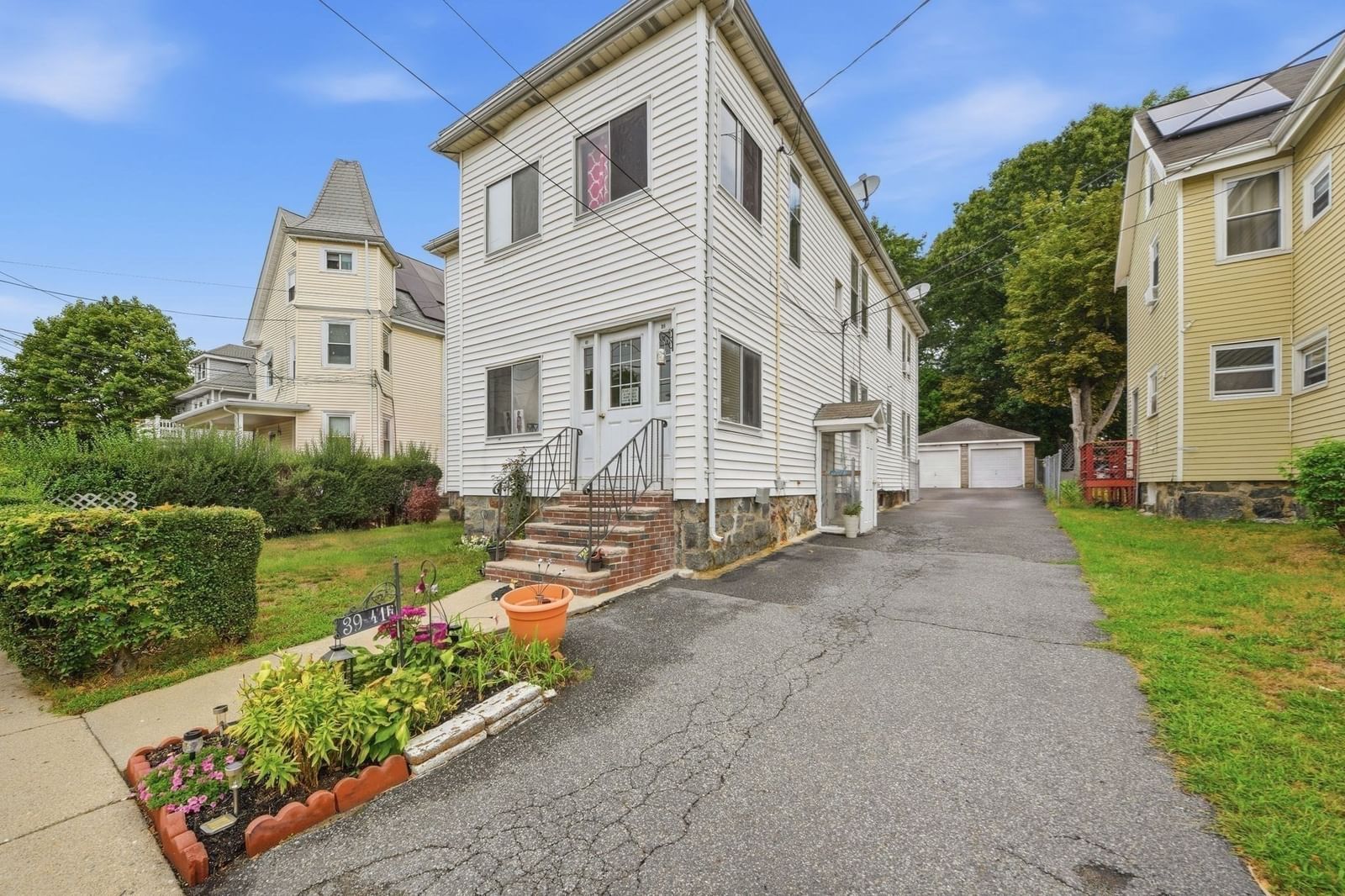39-41 Greenwood Ave Boston — Photo 2 of 38