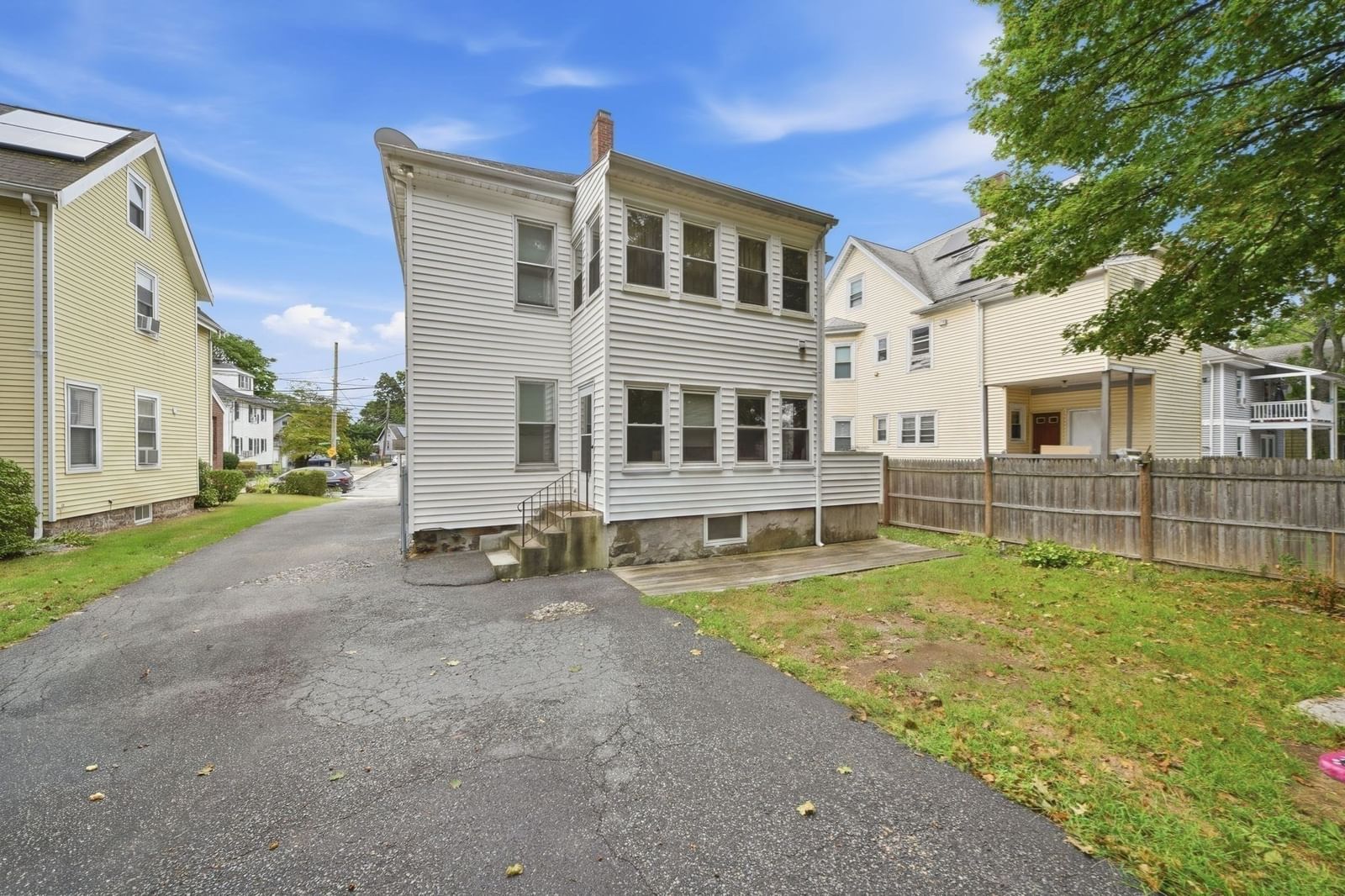 39-41 Greenwood Ave Boston — Photo 4 of 38