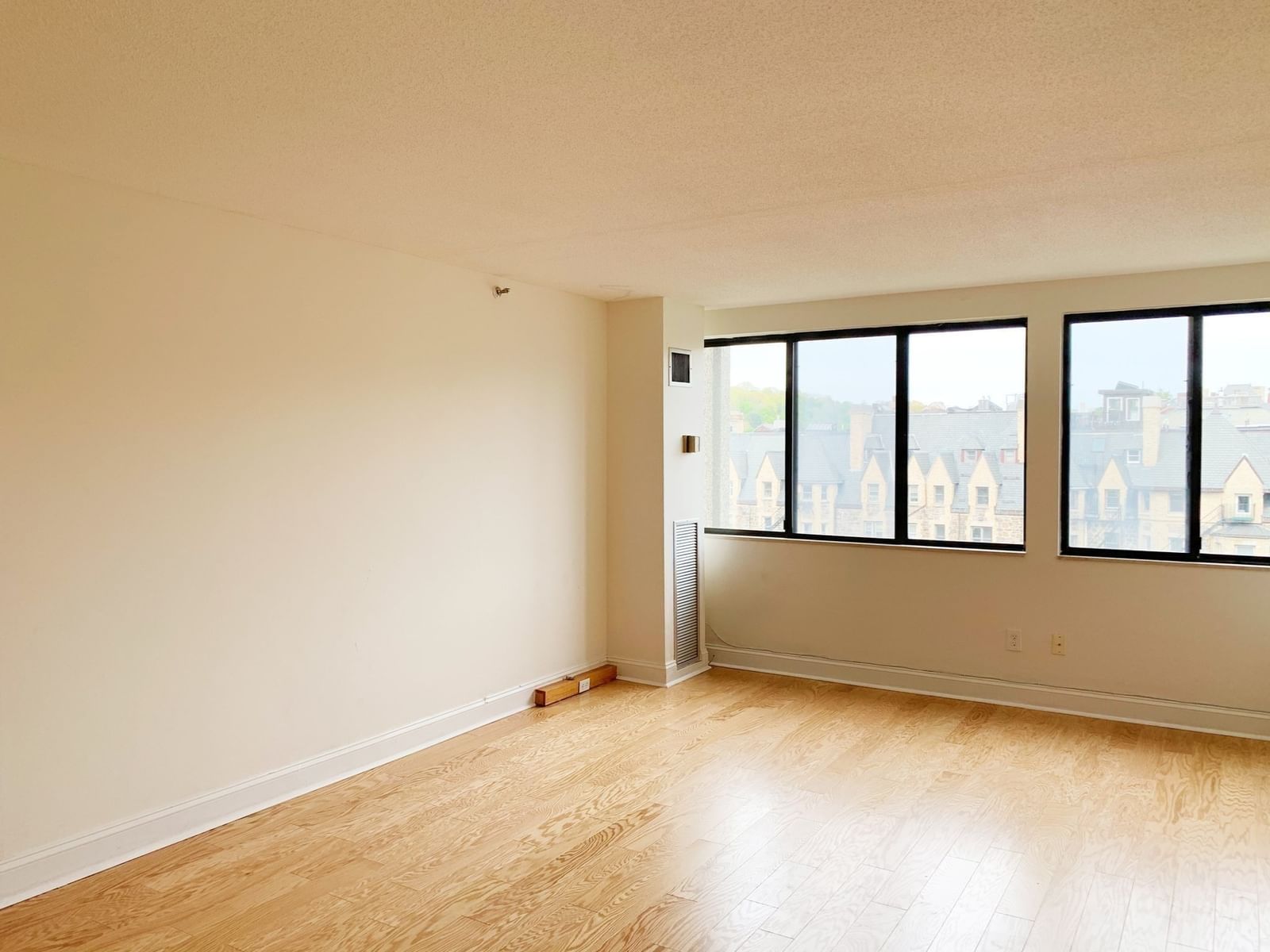 1731 Beacon St #713 Brookline — Photo 17 of 35
