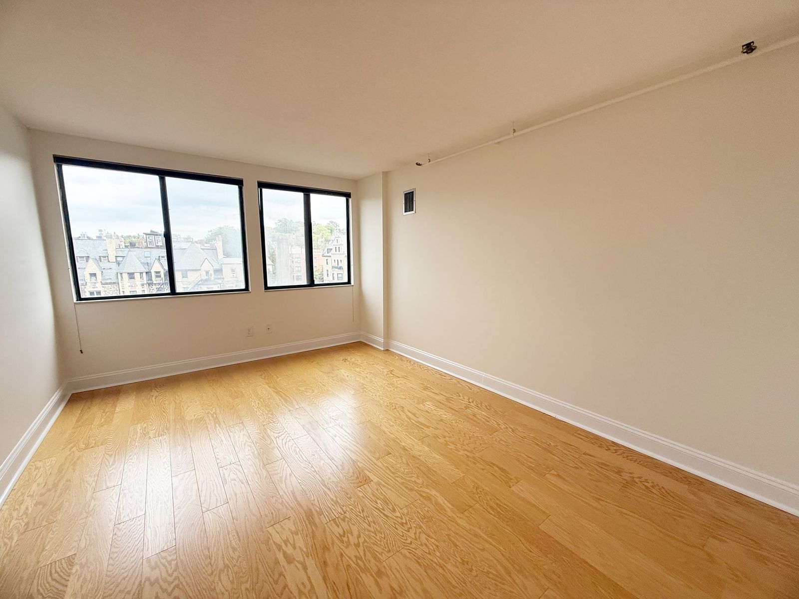 1731 Beacon St #713 Brookline — Photo 26 of 35