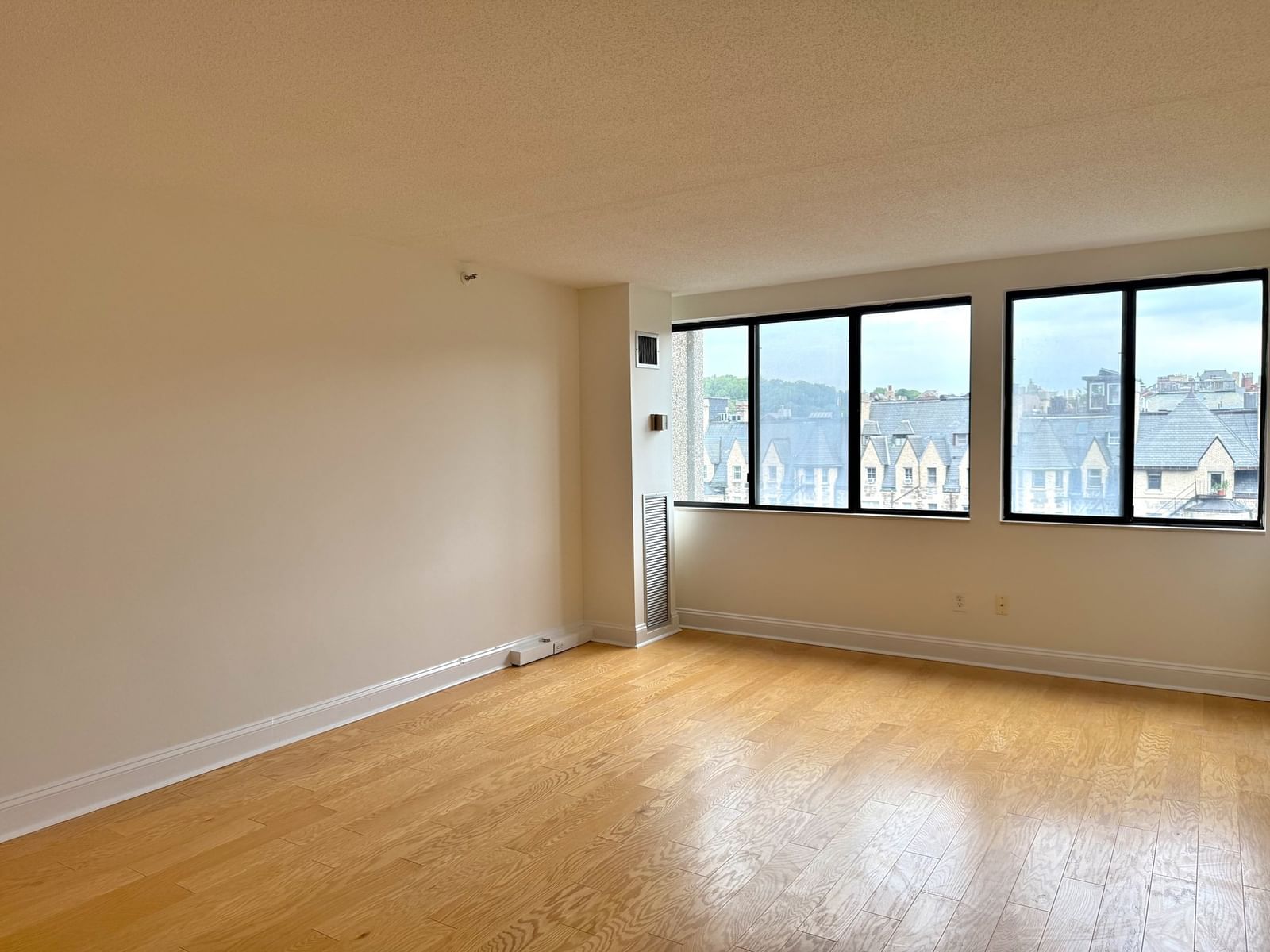 1731 Beacon St #713 Brookline — Photo 30 of 35
