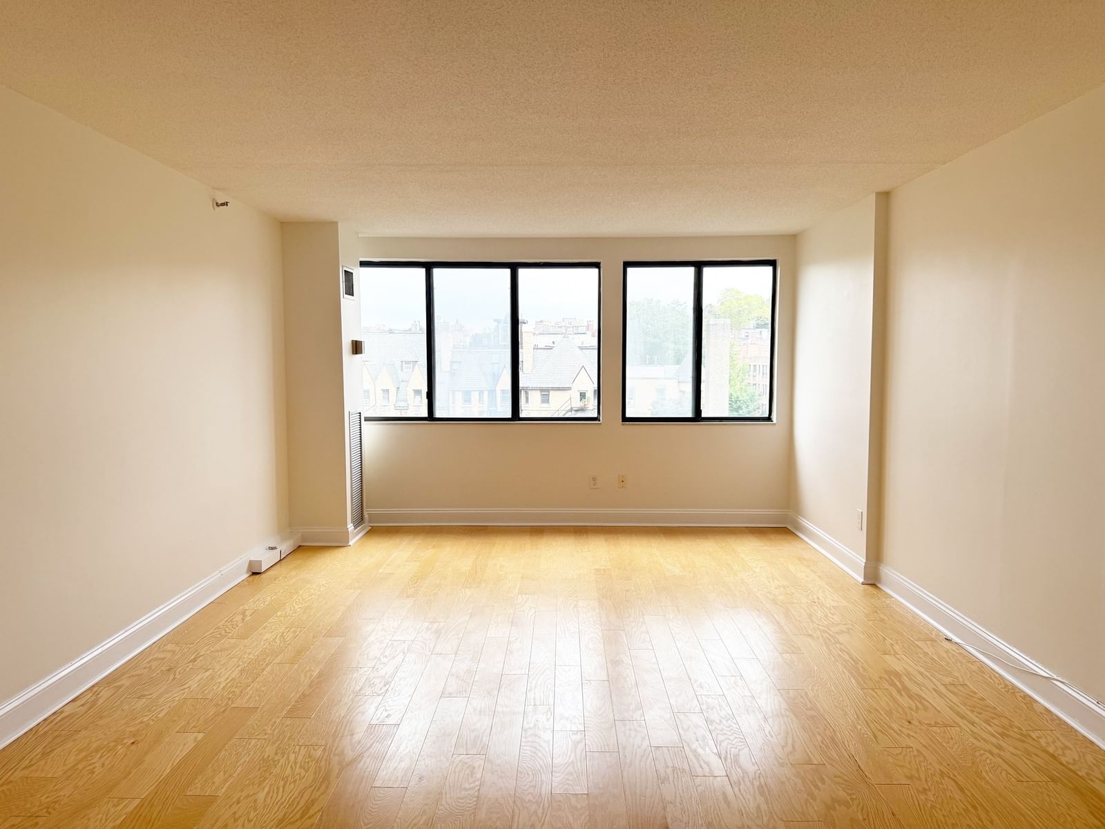 1731 Beacon St #713 Brookline — Photo 34 of 35