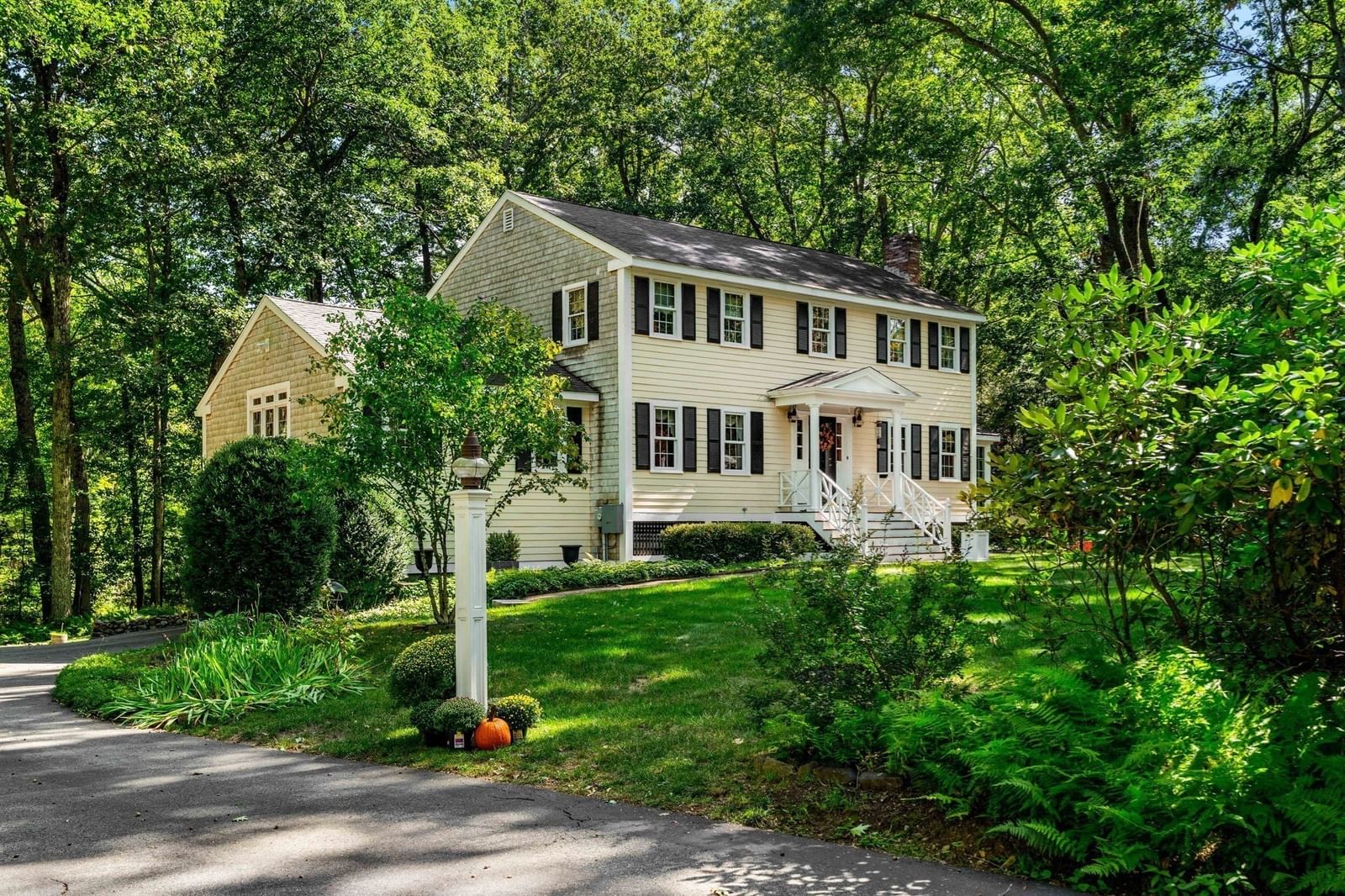 175 Herrick Rd Boxford — Photo 2 of 42
