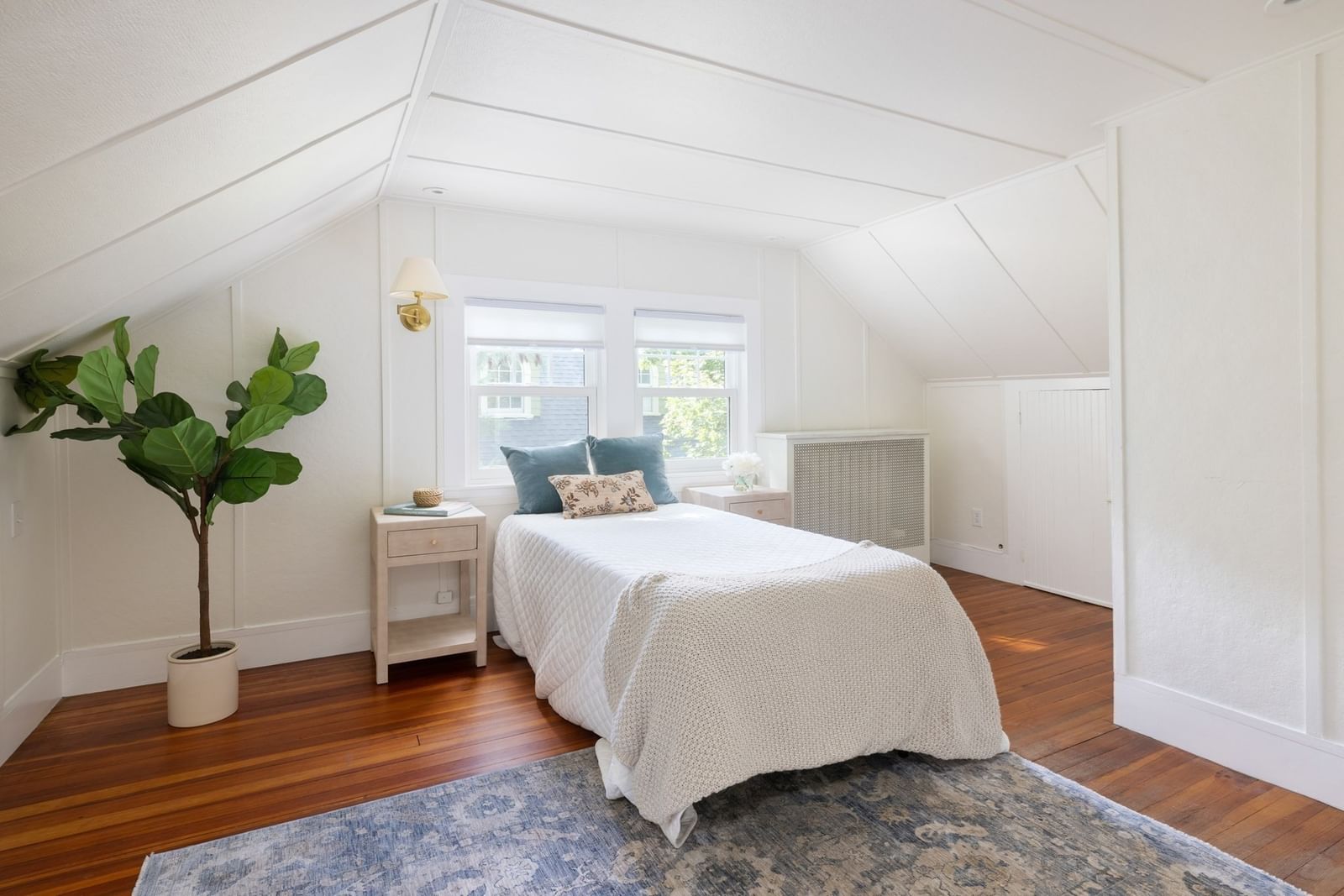 249 Clinton Rd Brookline — Photo 16 of 28