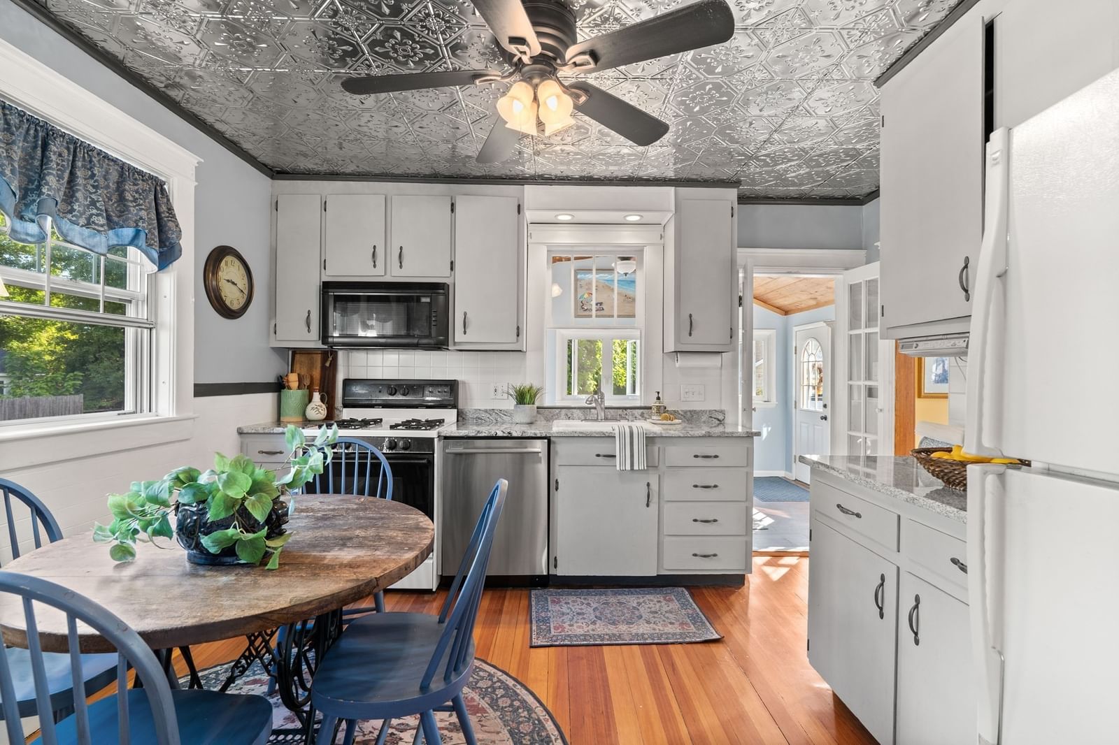 132 Luce St Lowell — Photo 17 of 42