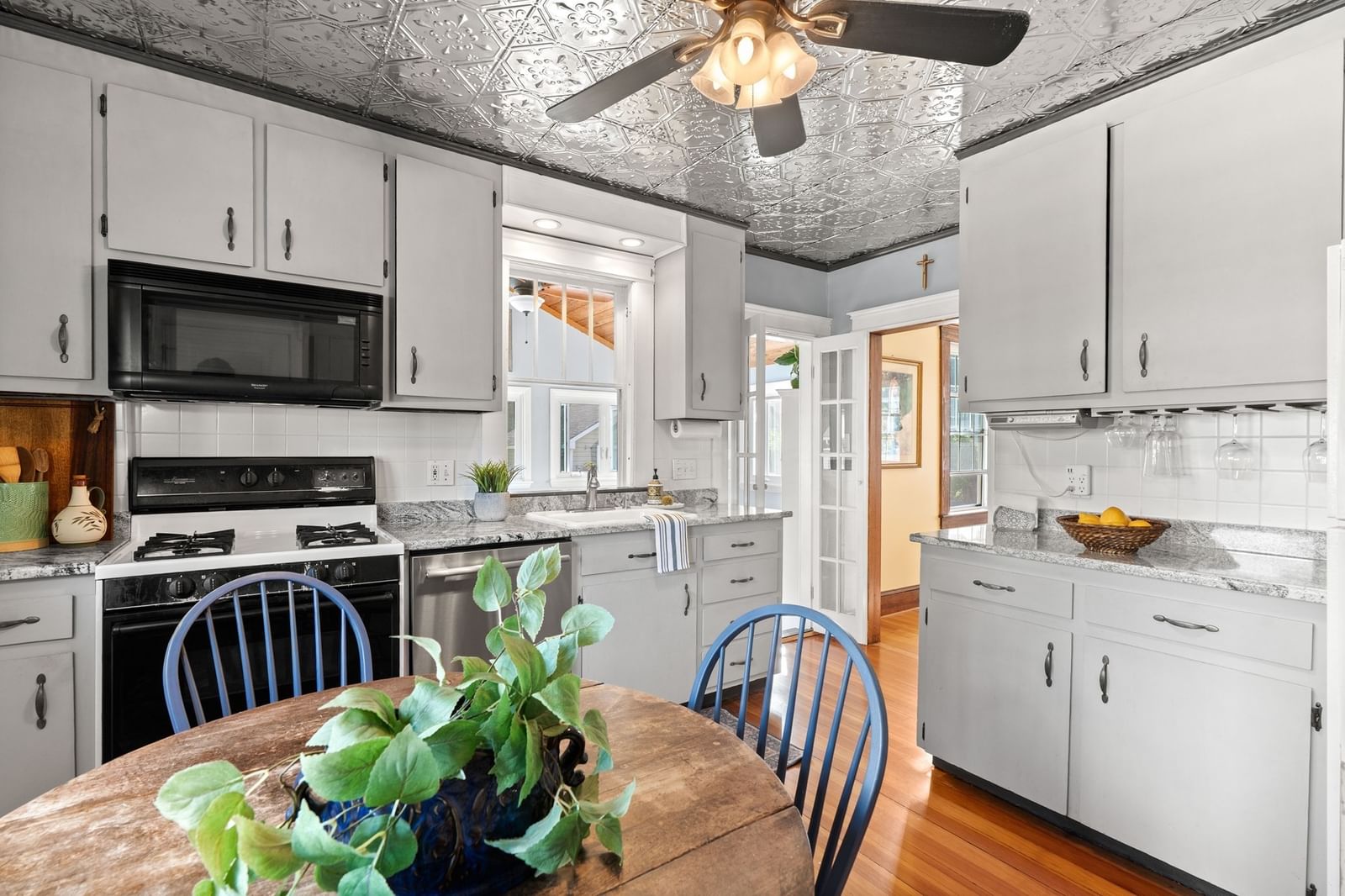 132 Luce St Lowell — Photo 18 of 42