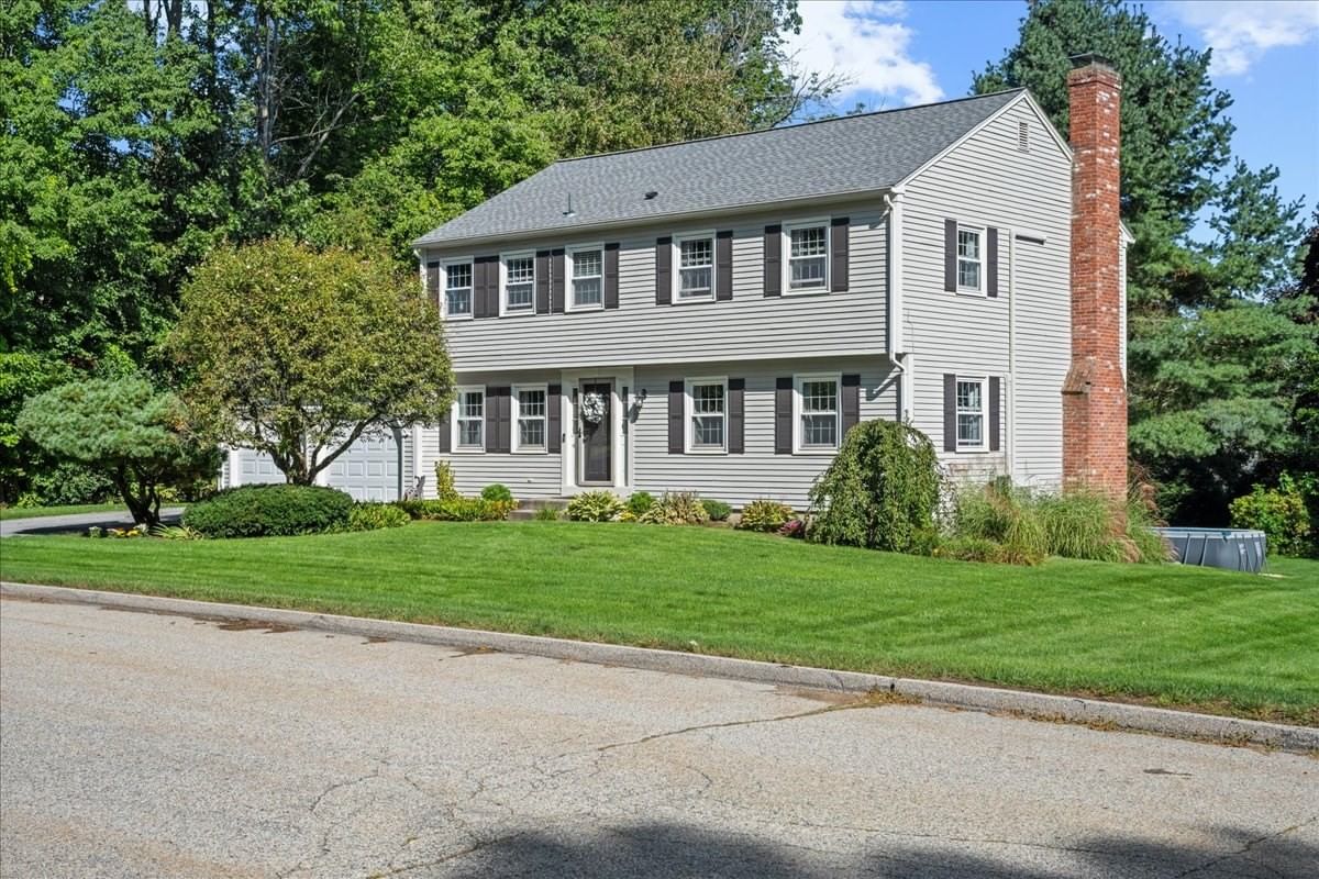 4 Robertson Rd Auburn — Photo 1 of 42