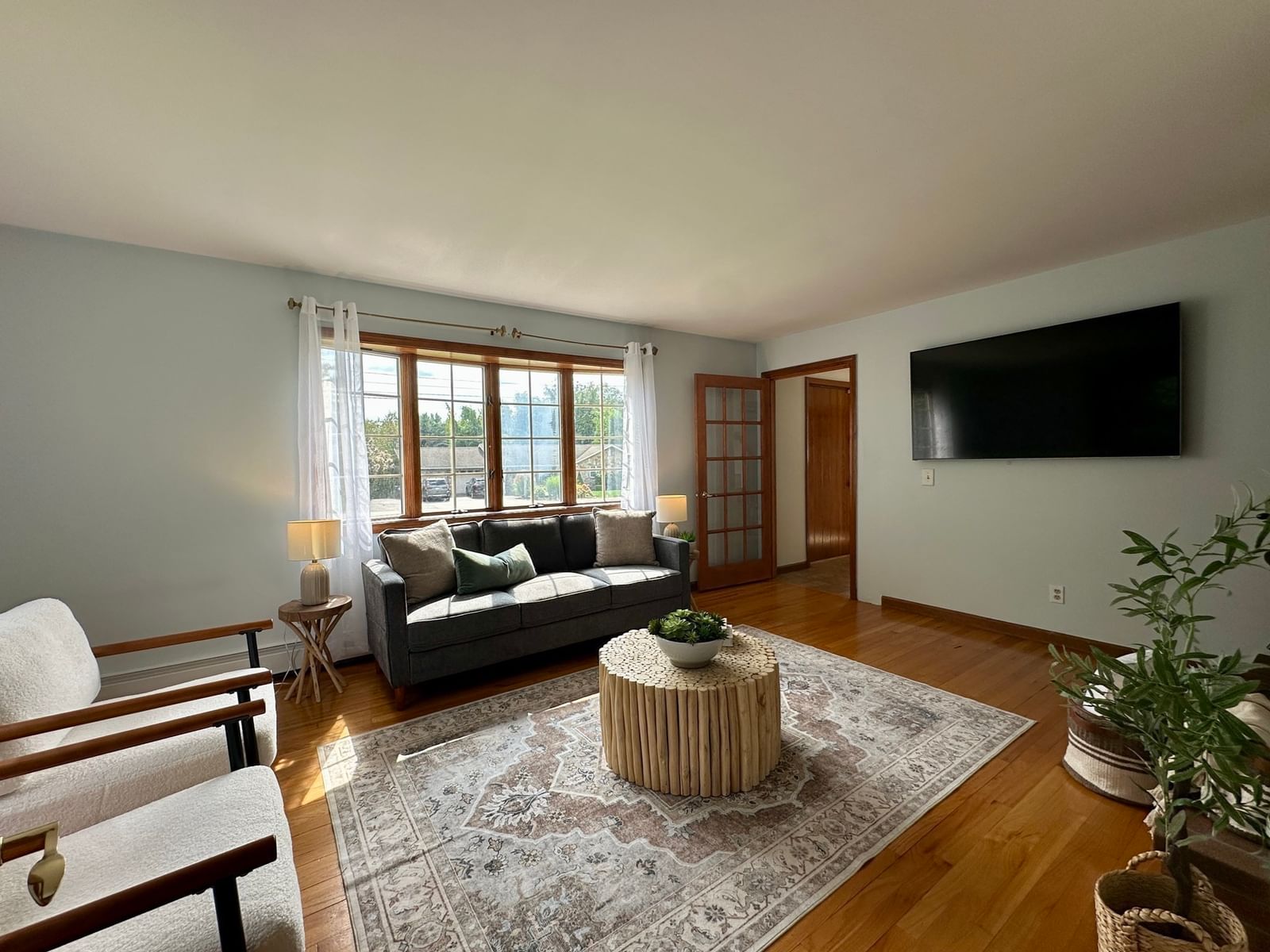 144 Laurel Street West Boylston — Photo 4 of 40