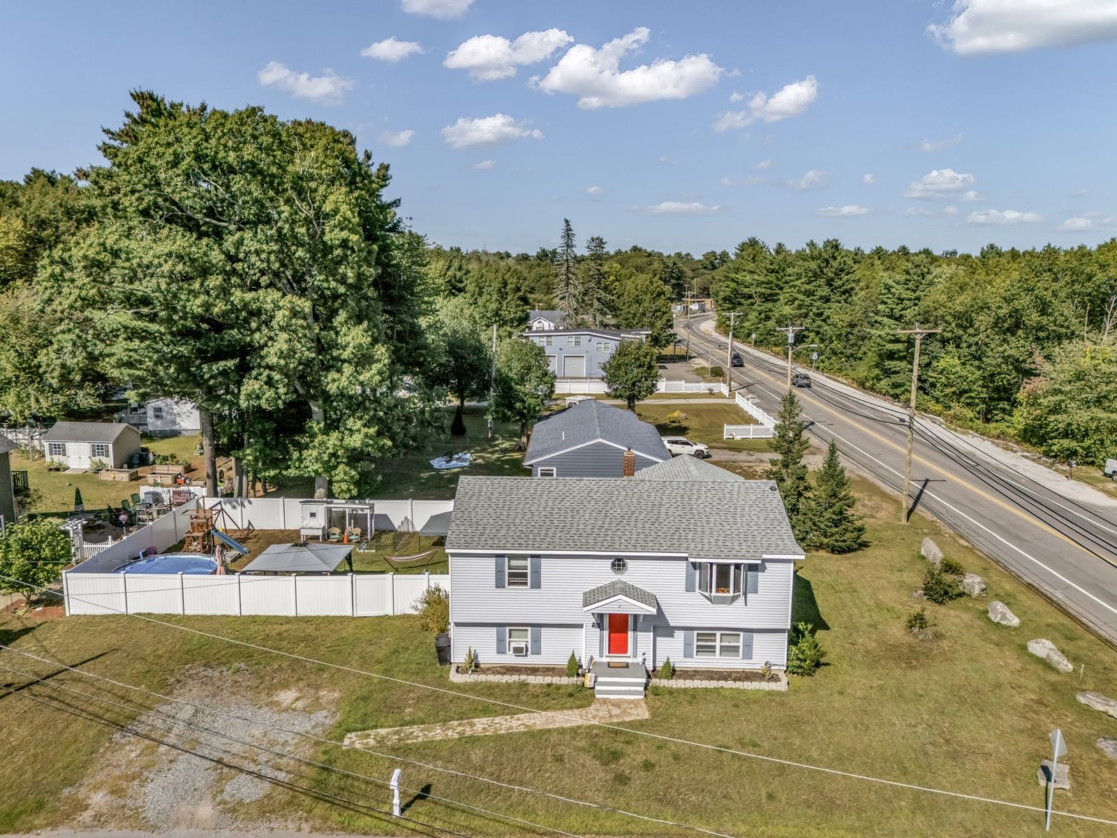 2 Pine St Salisbury — Photo 3 of 13