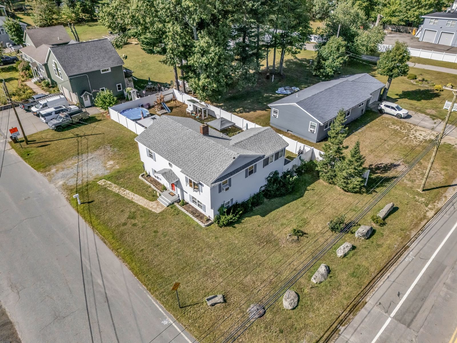 2 Pine St Salisbury — Photo 6 of 13