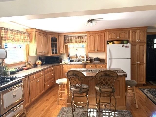 170 Main St Groveland — Photo 6 of 30