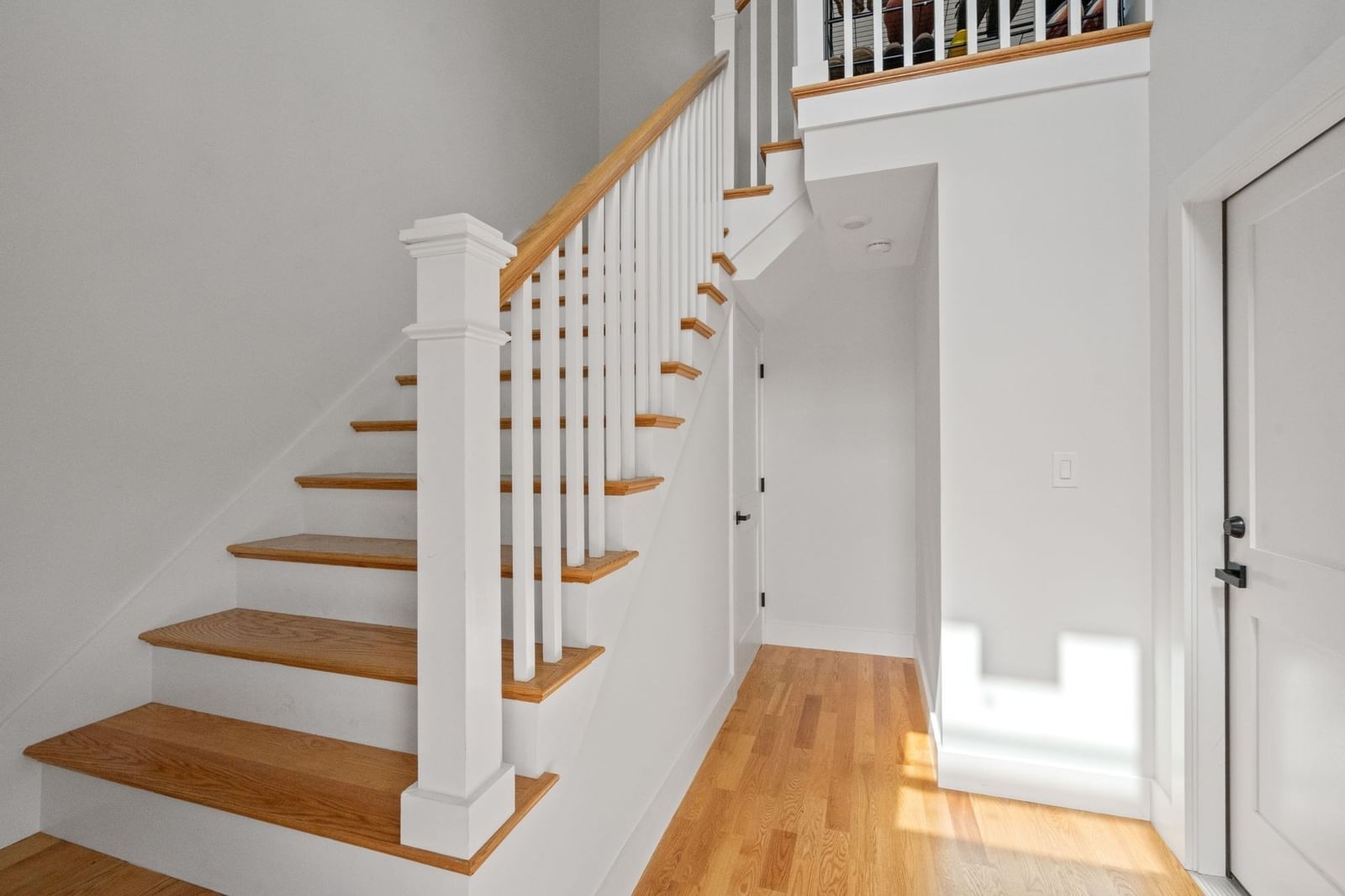 22-20 Ufford St #1 Boston — Photo 3 of 27