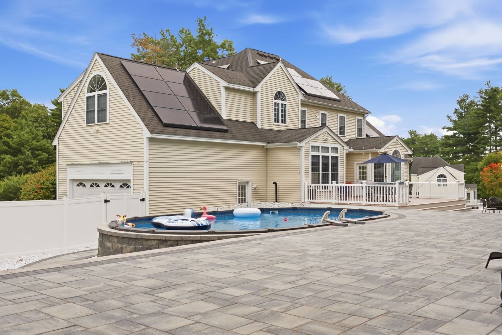 18 Loon Hill Rd Ayer — Photo 4 of 42