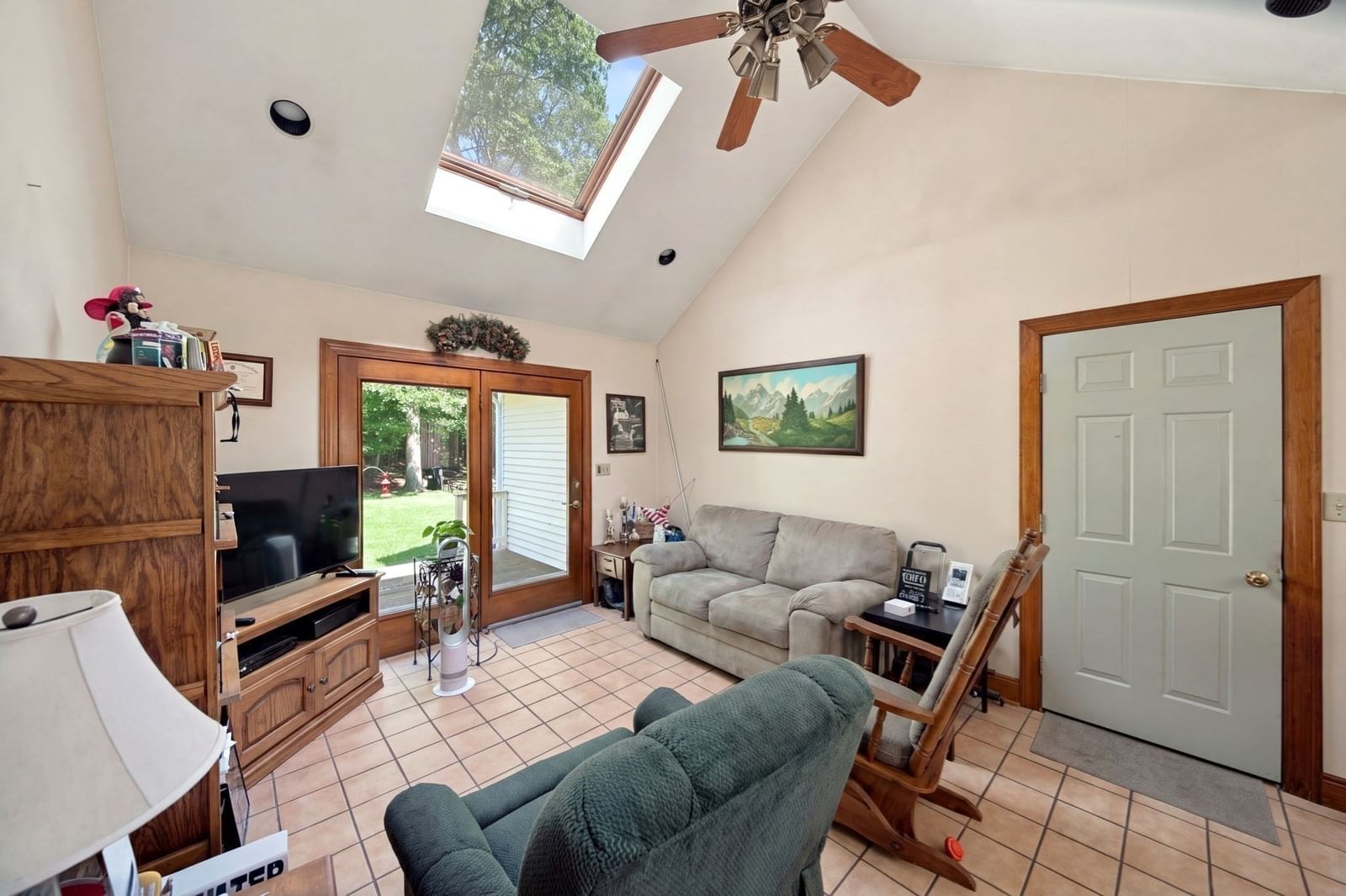 43 Santee Rd Brockton — Photo 8 of 37