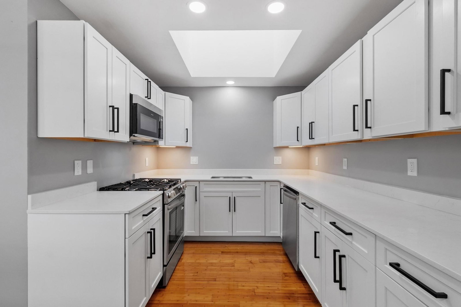 160 Merrimack St #D Lowell — Photo 15 of 42