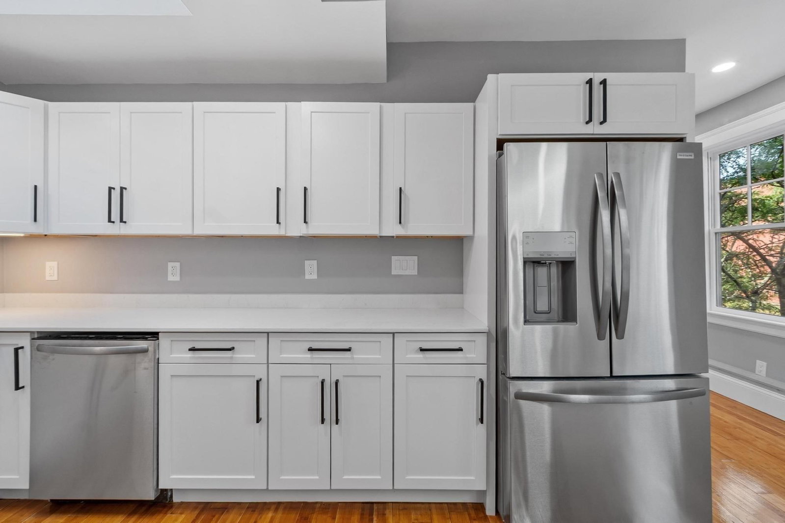 160 Merrimack St #D Lowell — Photo 20 of 42
