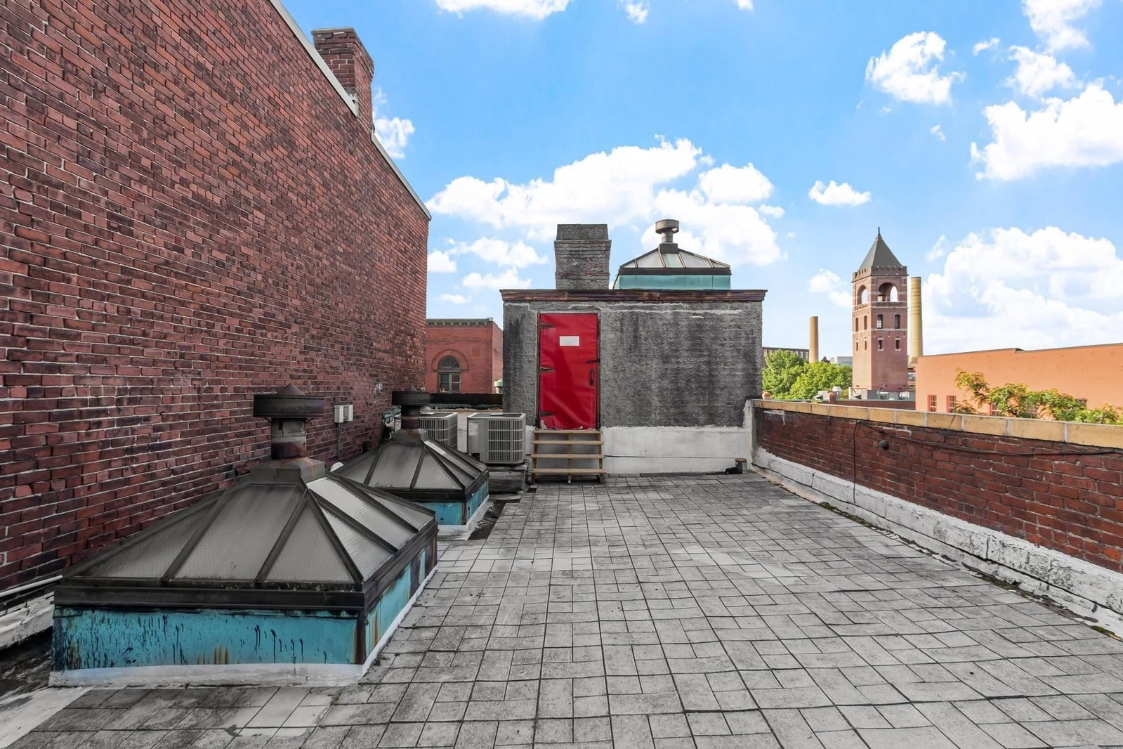 160 Merrimack St #D Lowell — Photo 9 of 42
