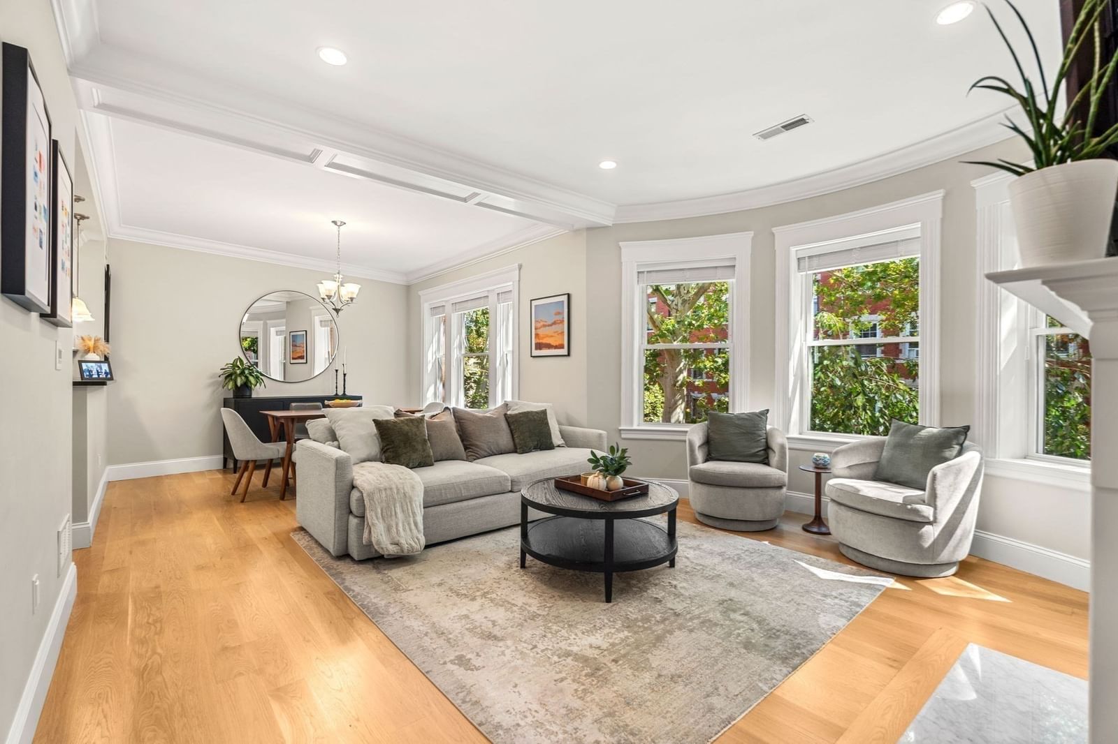 11 Claflin Rd #2 Brookline — Photo 3 of 34