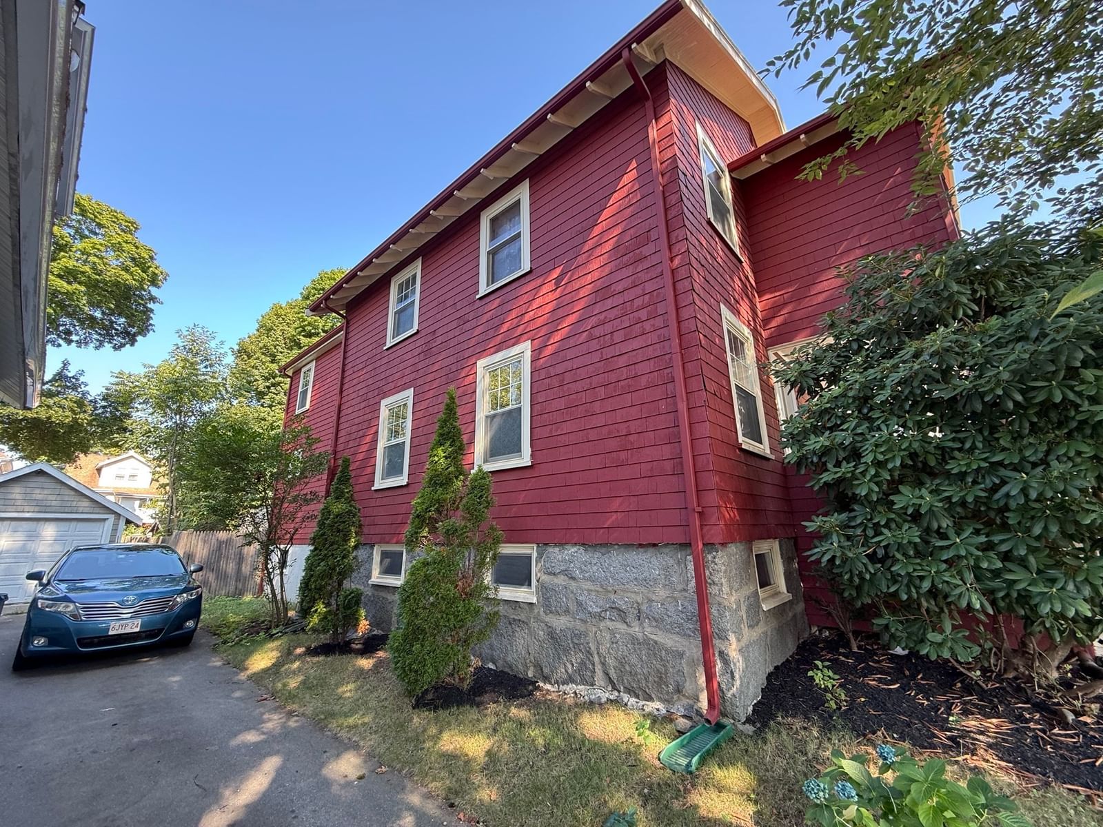 154 Pine Street Quincy — Photo 3 of 31