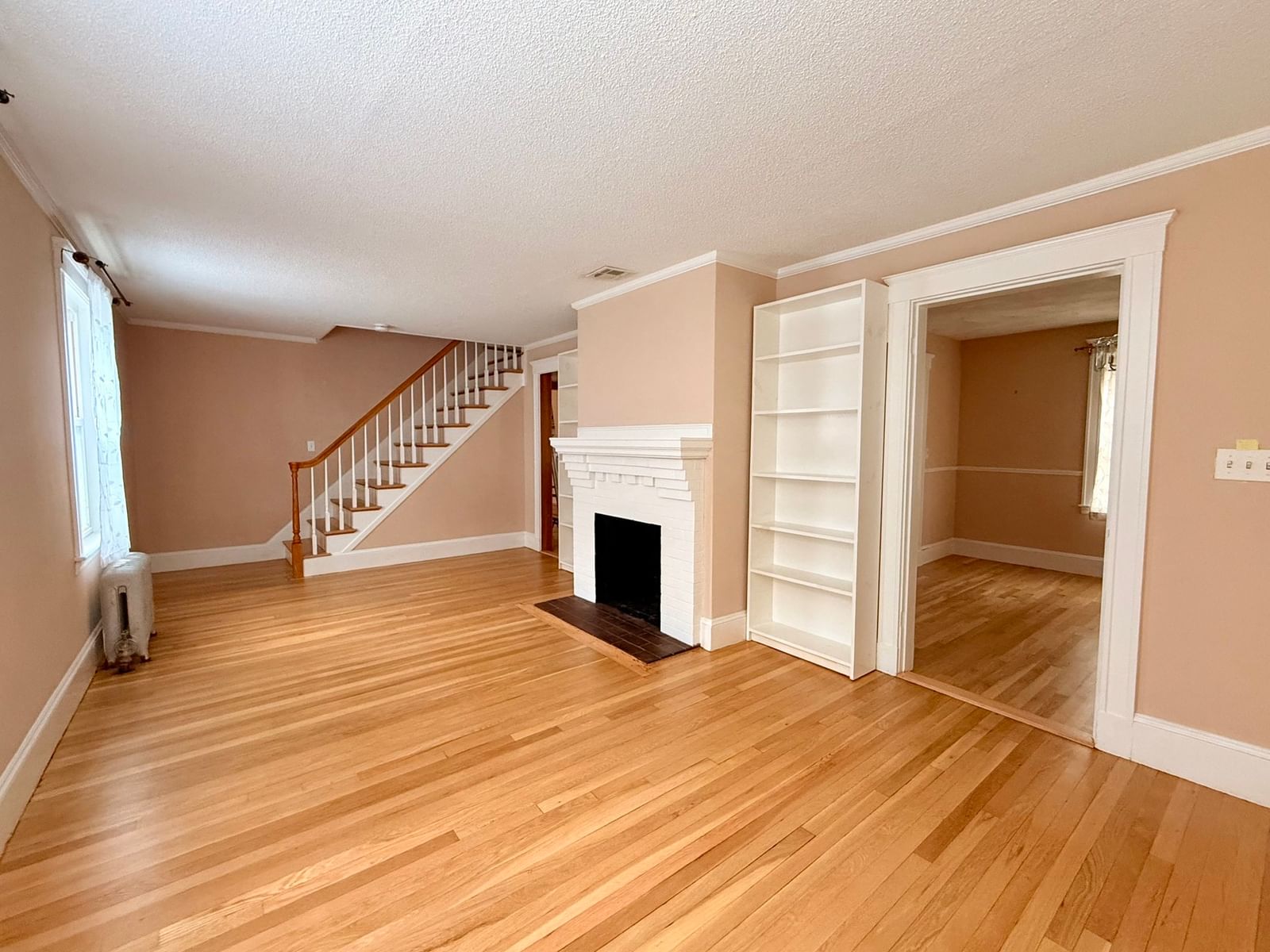 154 Pine Street Quincy — Photo 8 of 31