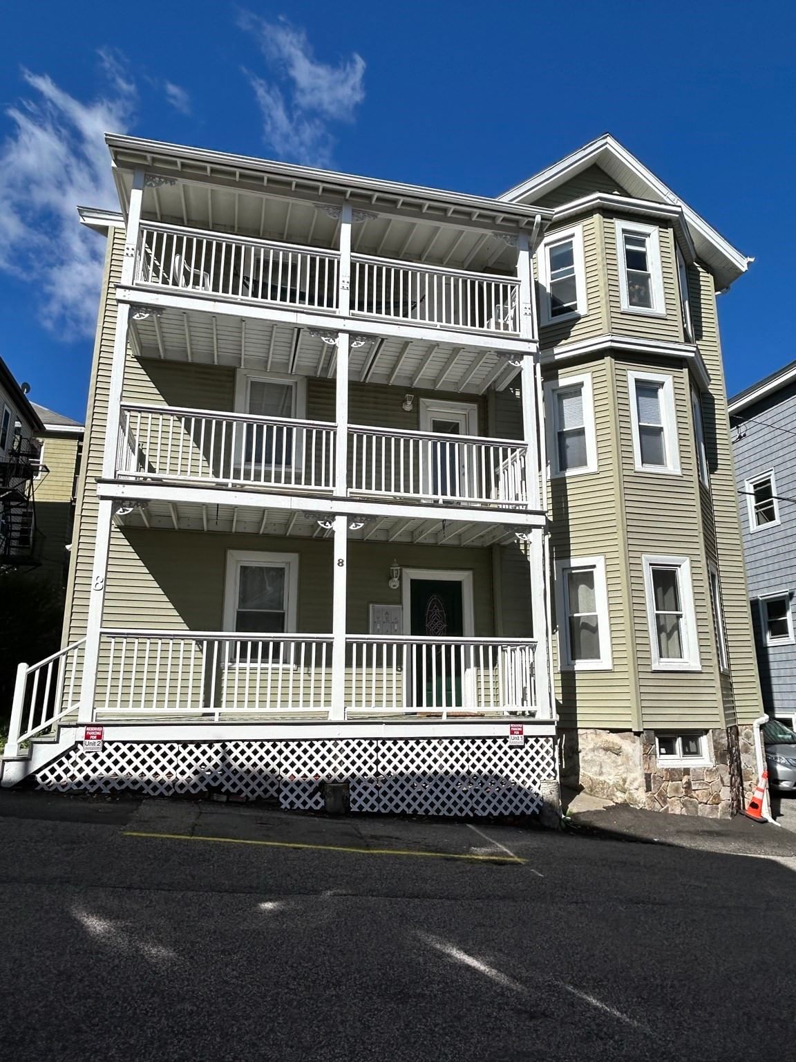 8 White Ave Brookline — Photo 1 of 38