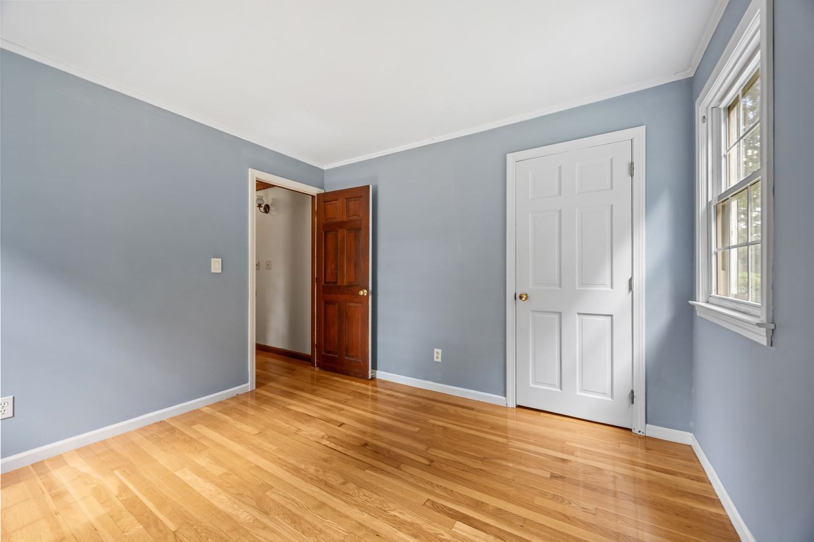 6 Crocker St Middleboro — Photo 19 of 41