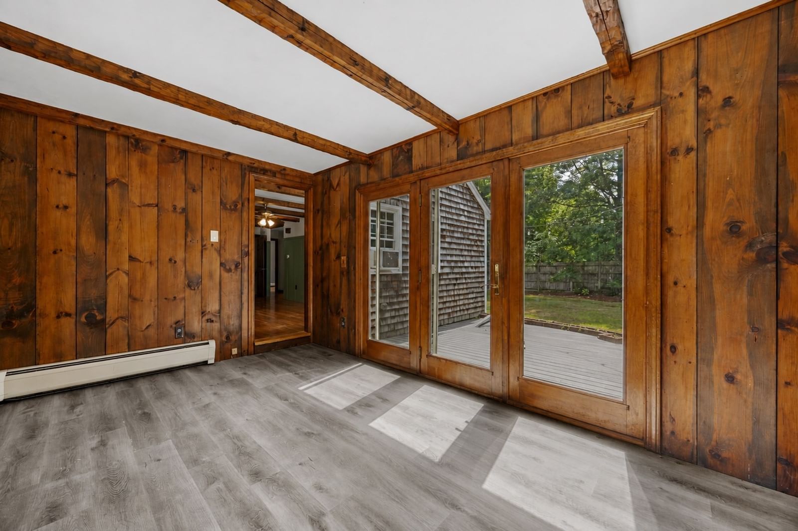 6 Crocker St Middleboro — Photo 3 of 41