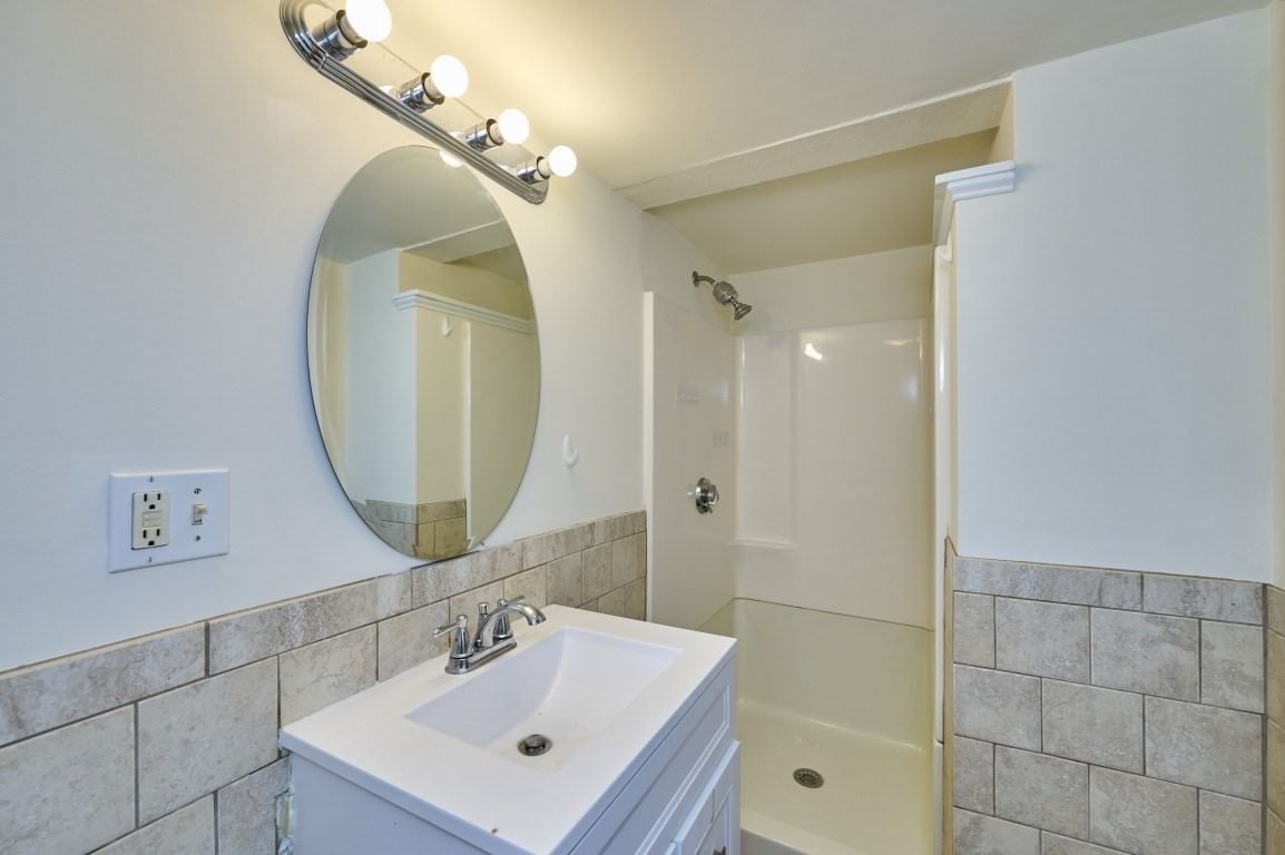 195 Faneuil Street #1 Boston — Photo 19 of 23