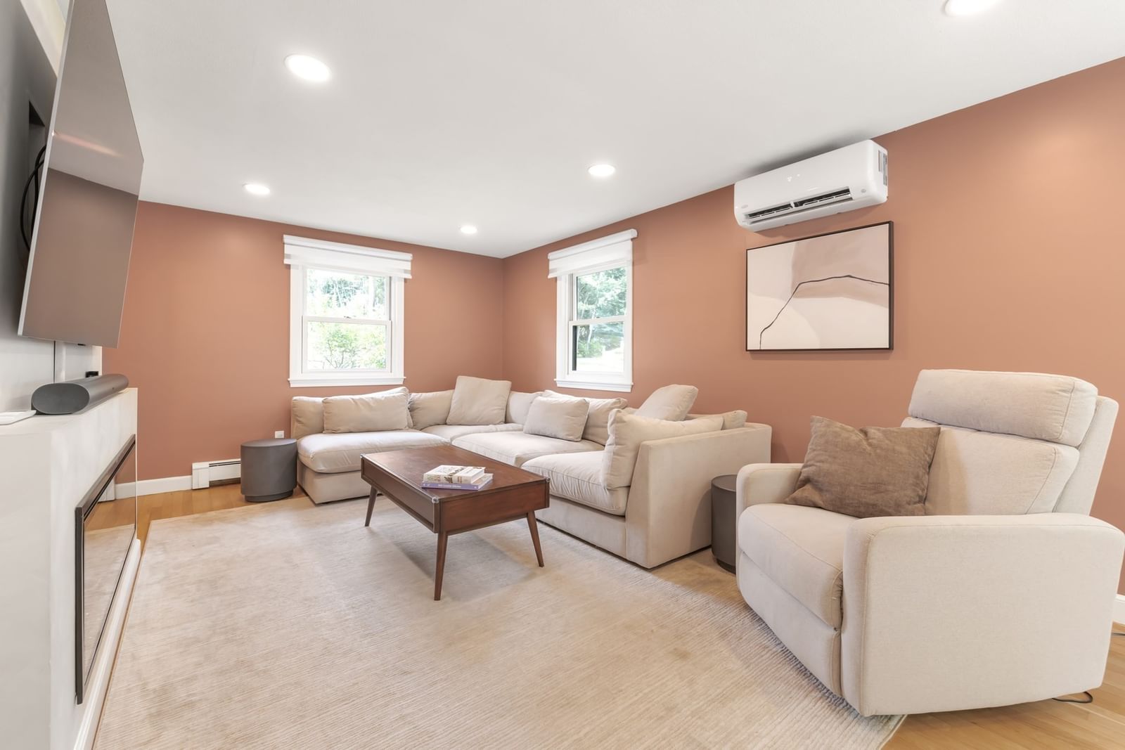 54 Checkerberry Ln Framingham — Photo 12 of 40