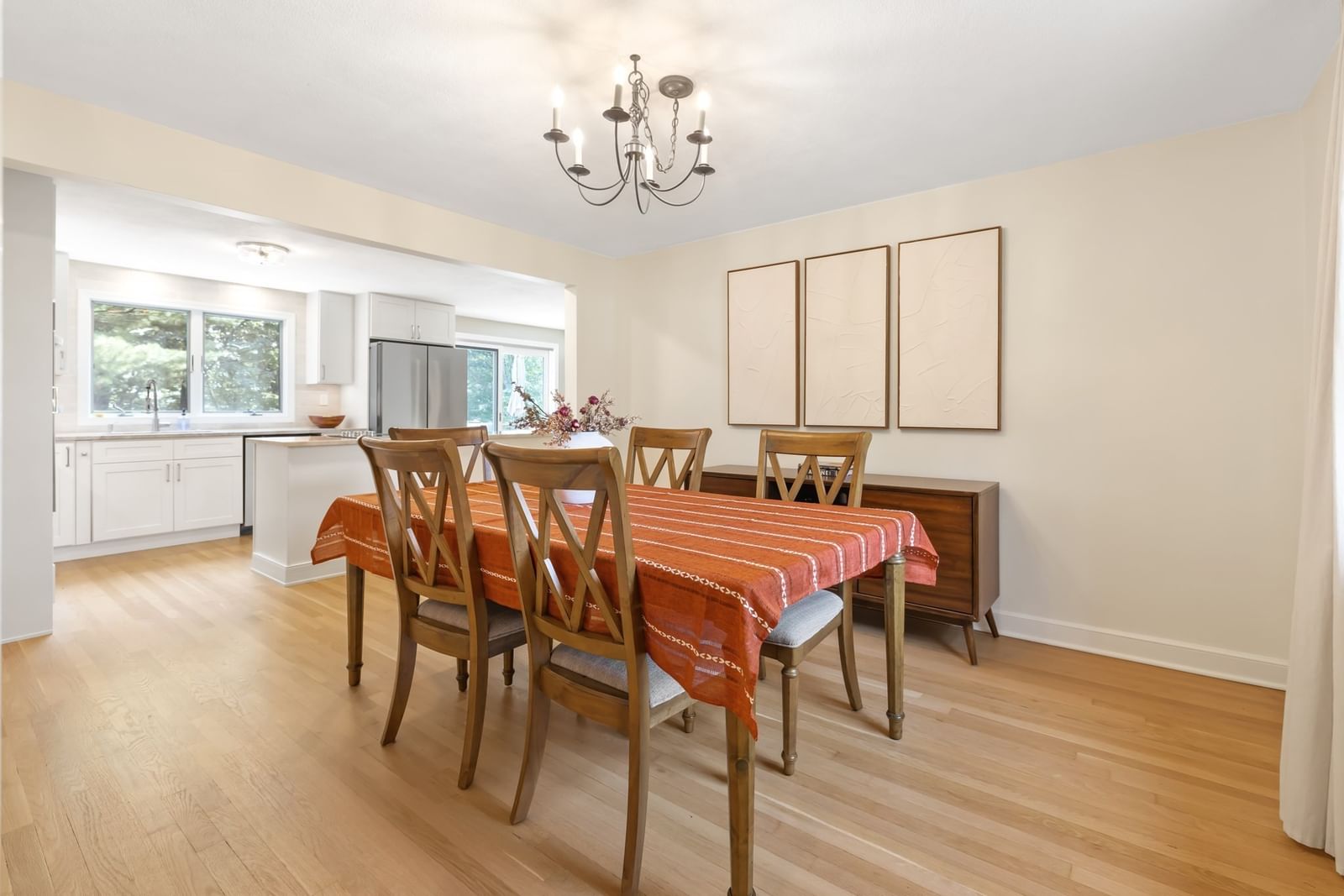 54 Checkerberry Ln Framingham — Photo 8 of 40