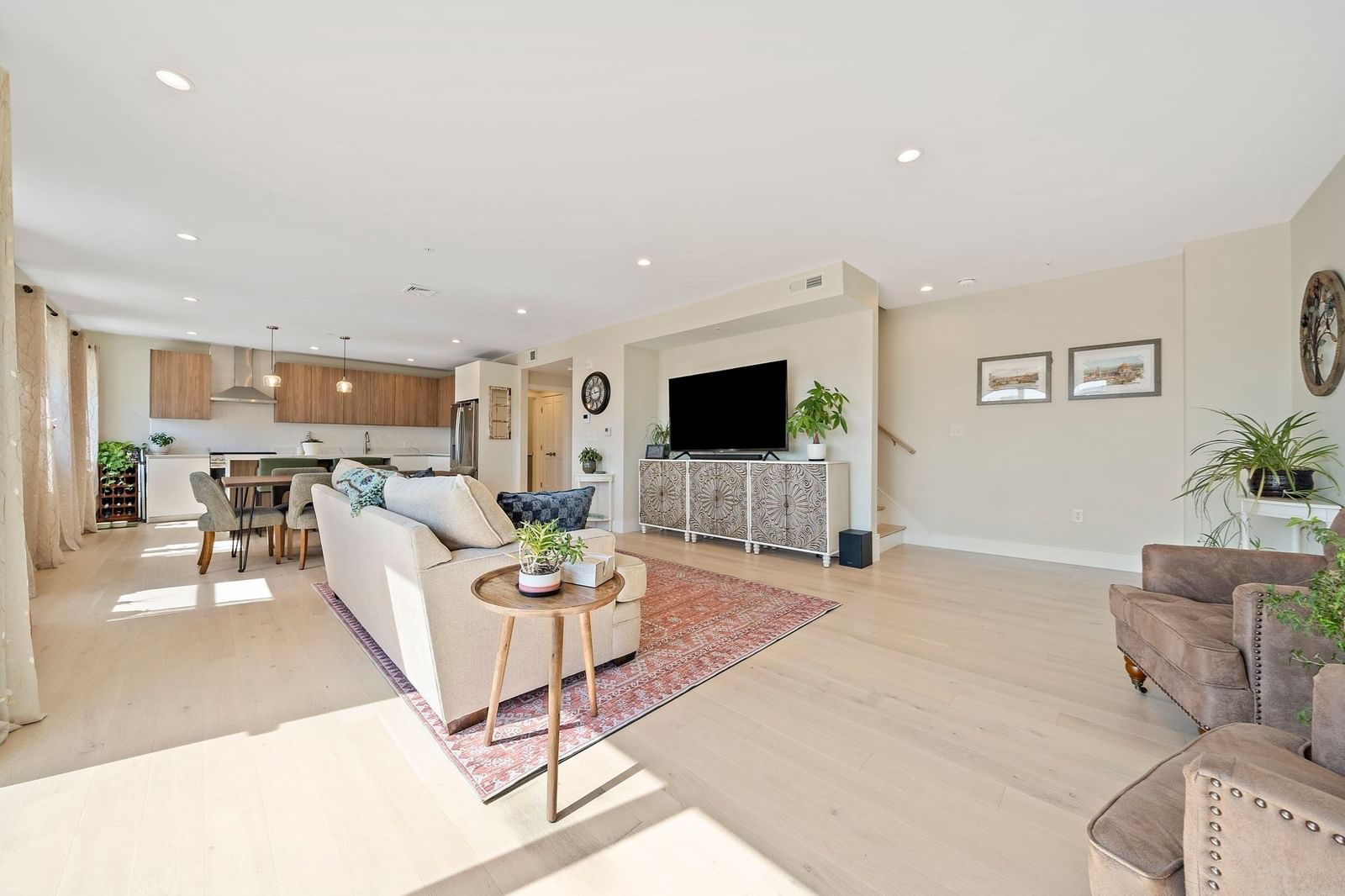 488 Quincy Ave #4 Quincy — Photo 4 of 33