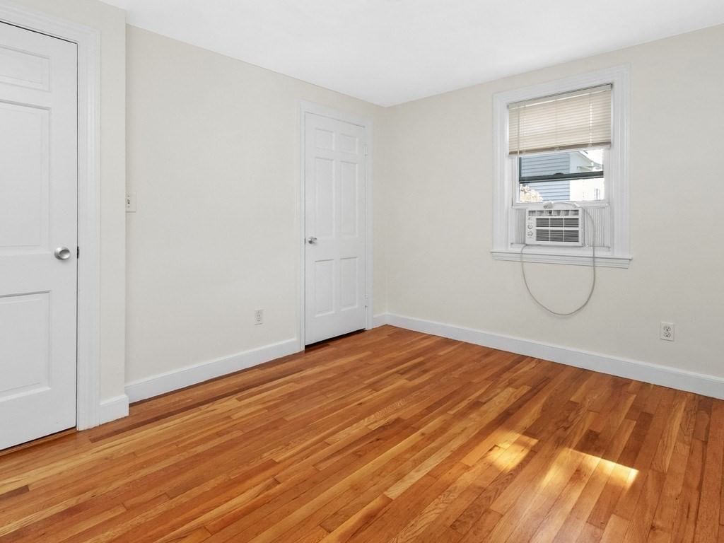 194 Weston Street Waltham — Photo 19 of 37