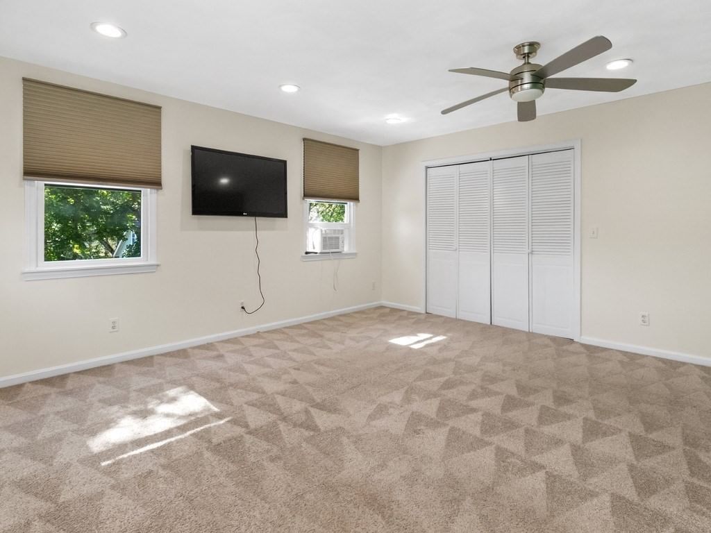 81 Wetherbee Road Waltham — Photo 19 of 42