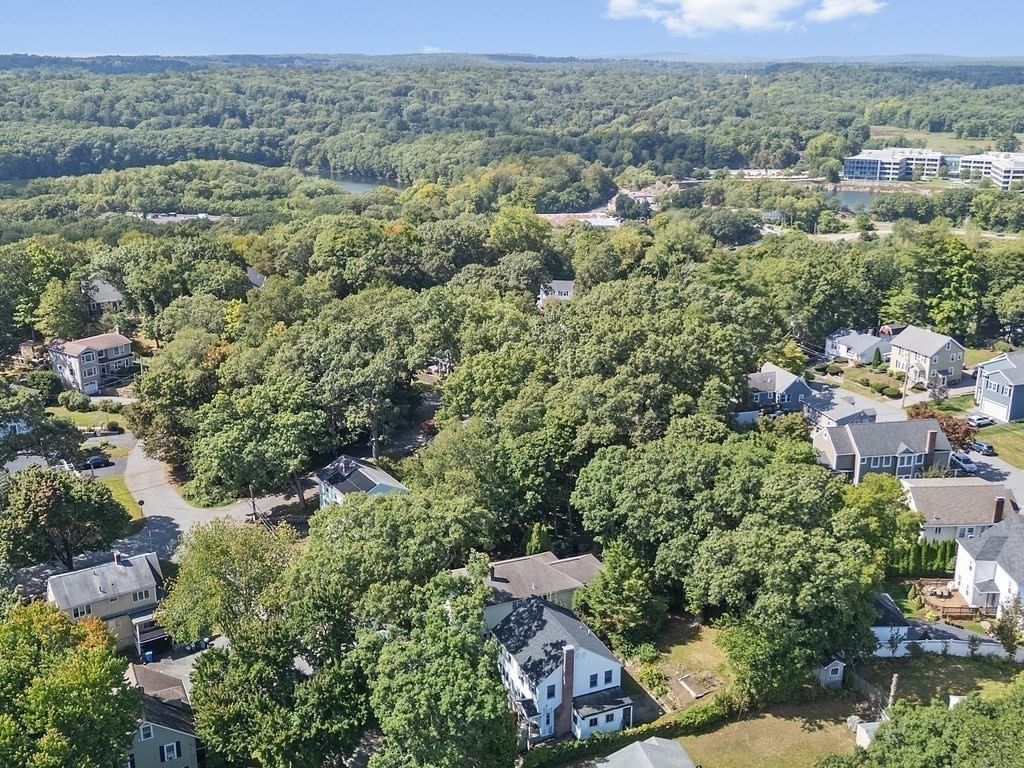 81 Wetherbee Road Waltham — Photo 37 of 42