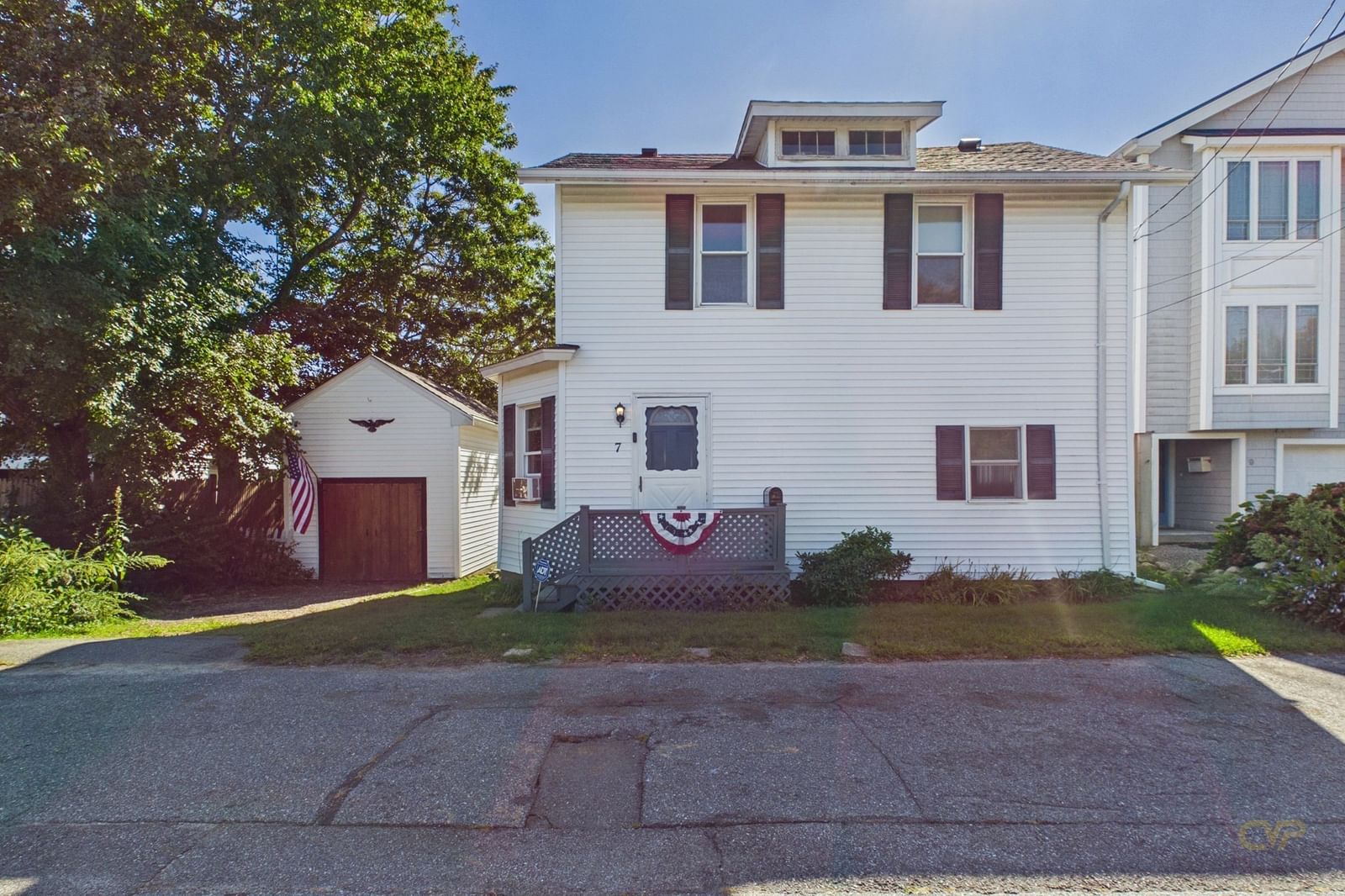 7 Bayview Ave Fairhaven — Photo 2 of 35