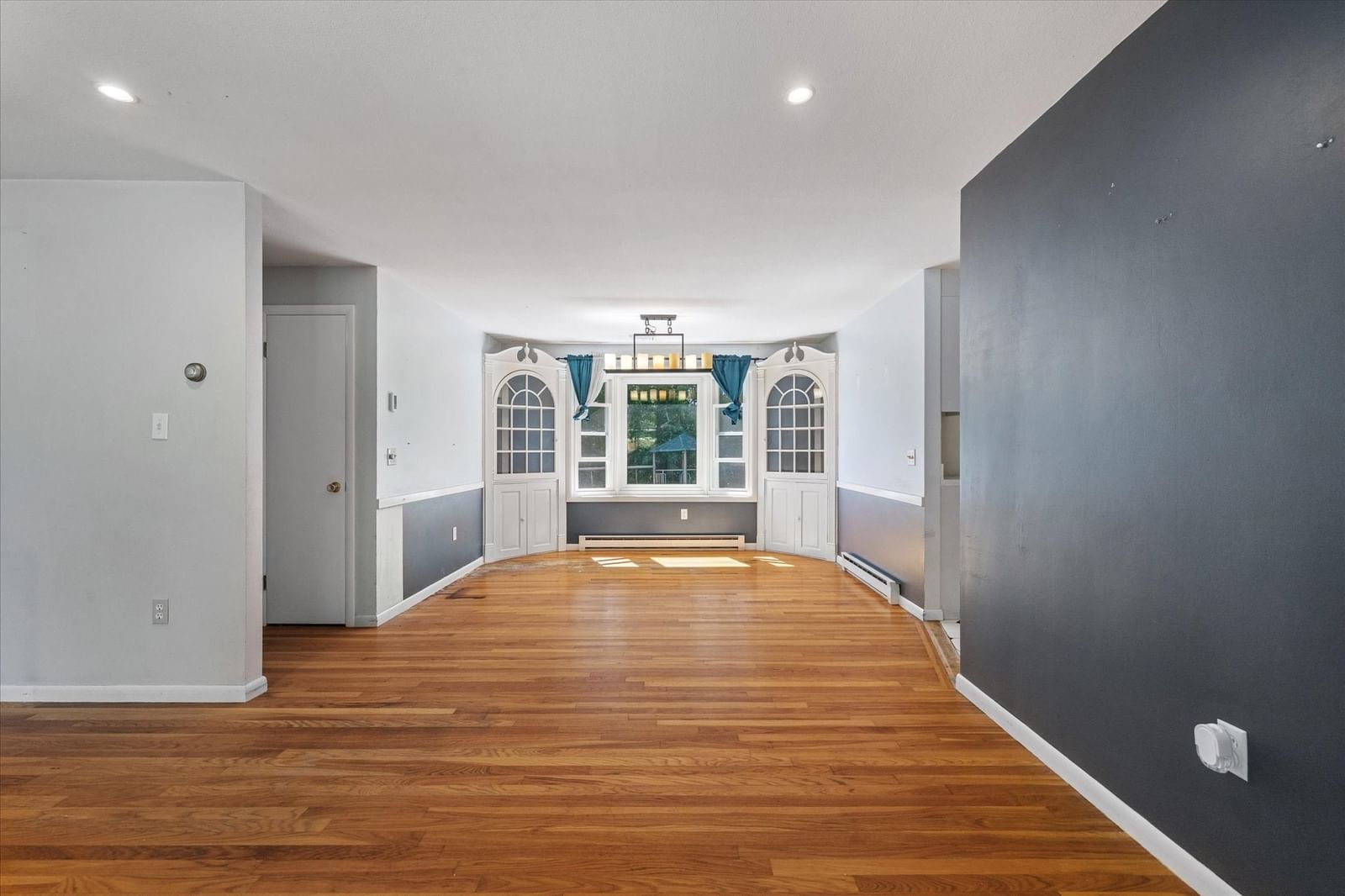 36 Barry Rd Worcester — Photo 16 of 31