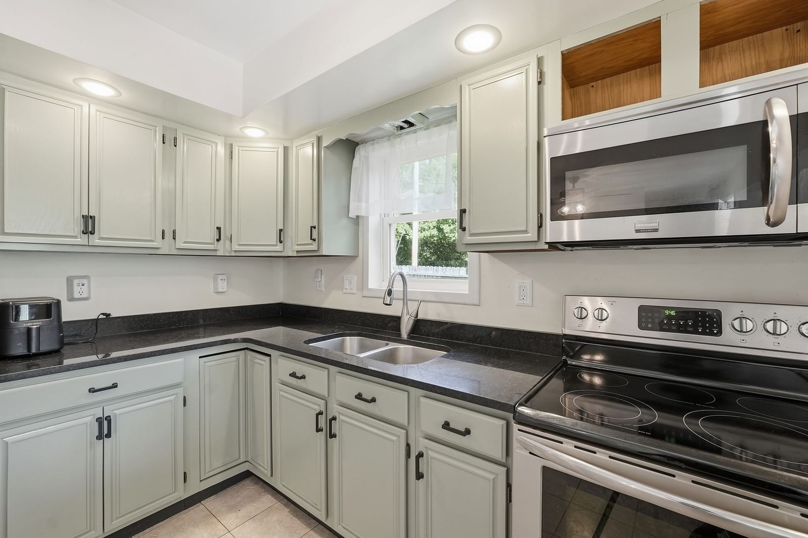 200 Wilbraham Rd Monson — Photo 11 of 39