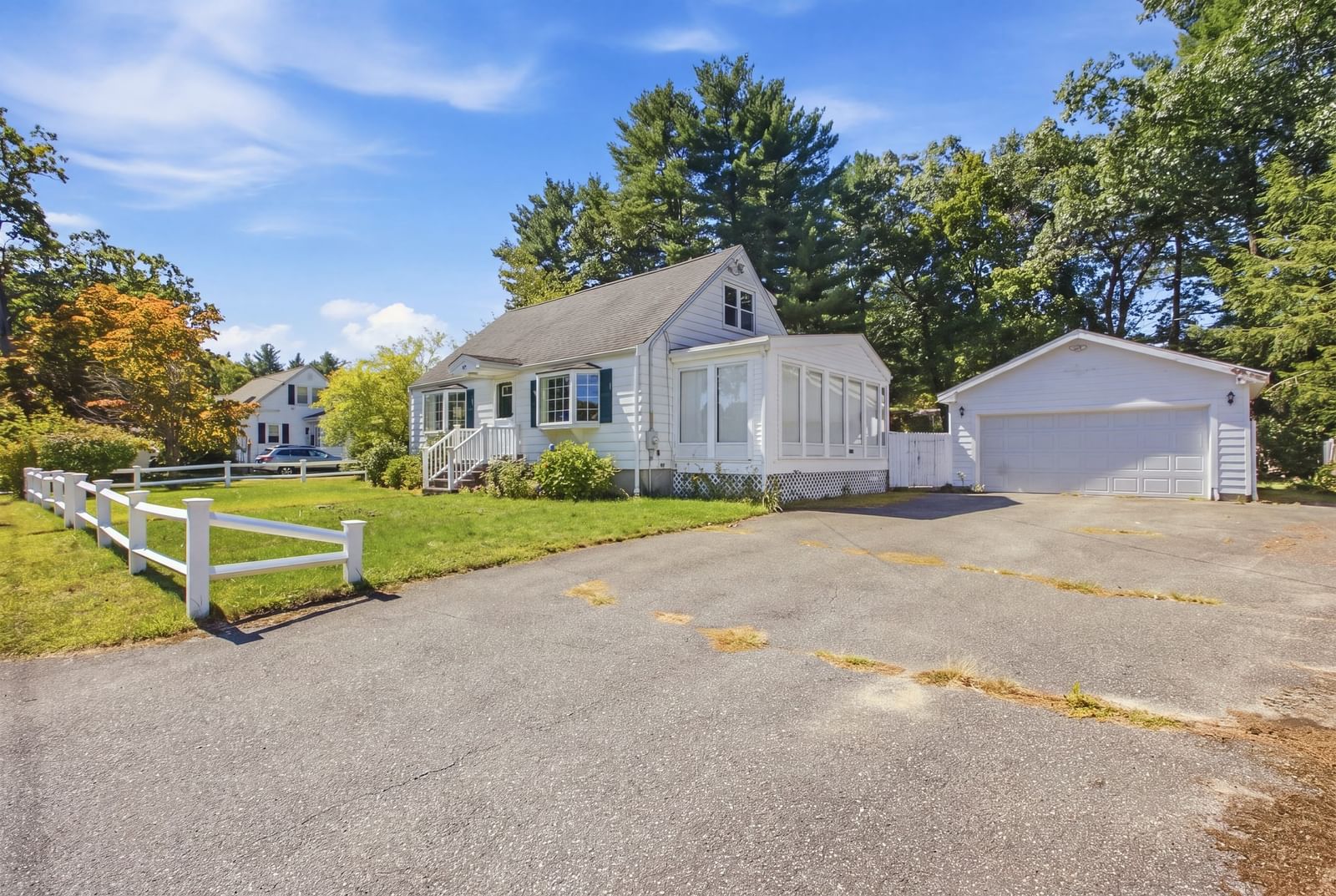 35 Marie St Tewksbury — Photo 6 of 42