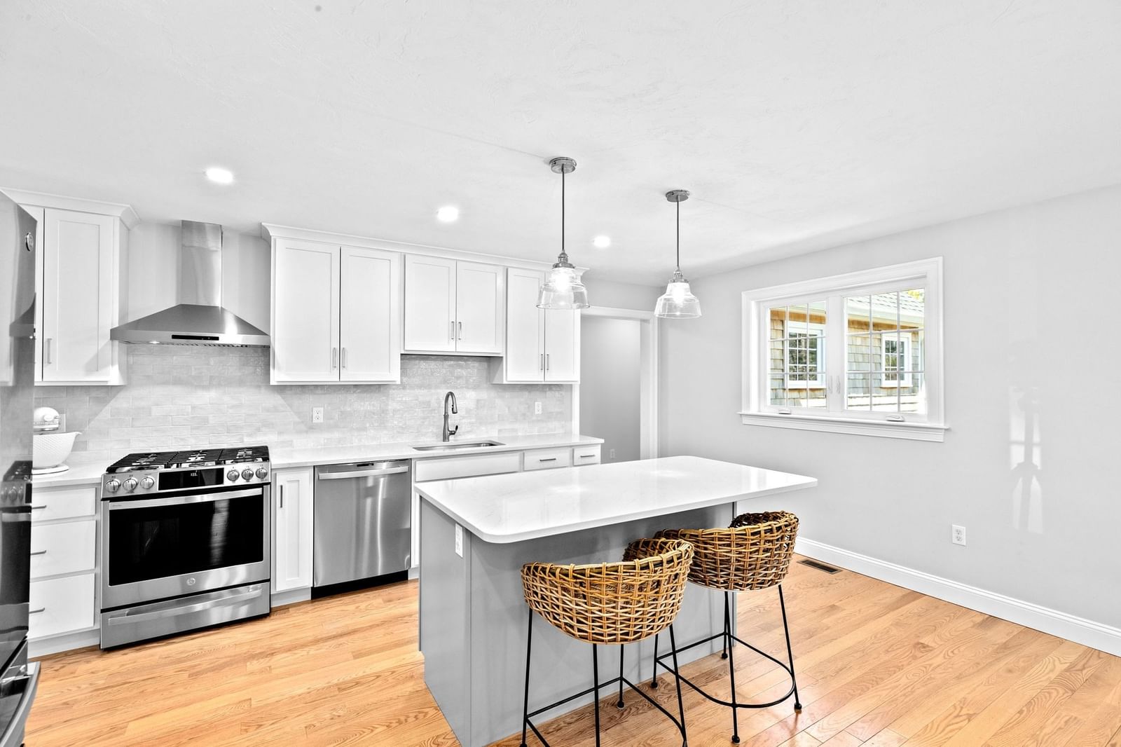 21 Blossom Drive Plymouth — Photo 11 of 41