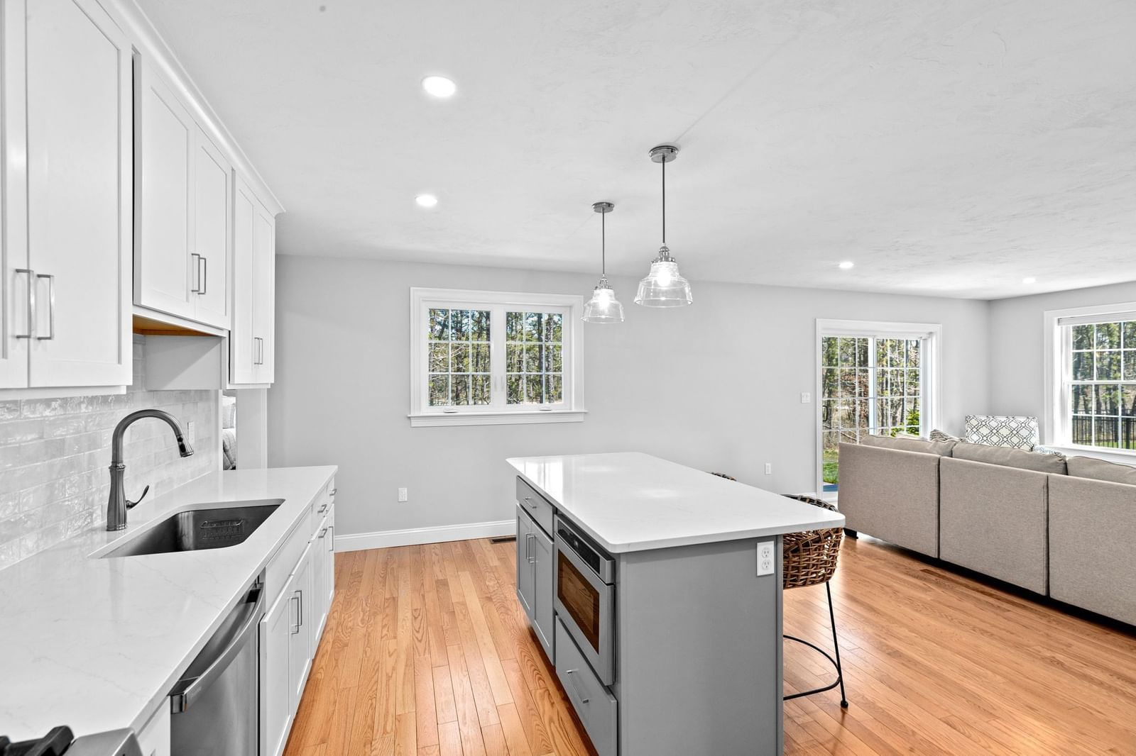 21 Blossom Drive Plymouth — Photo 17 of 41